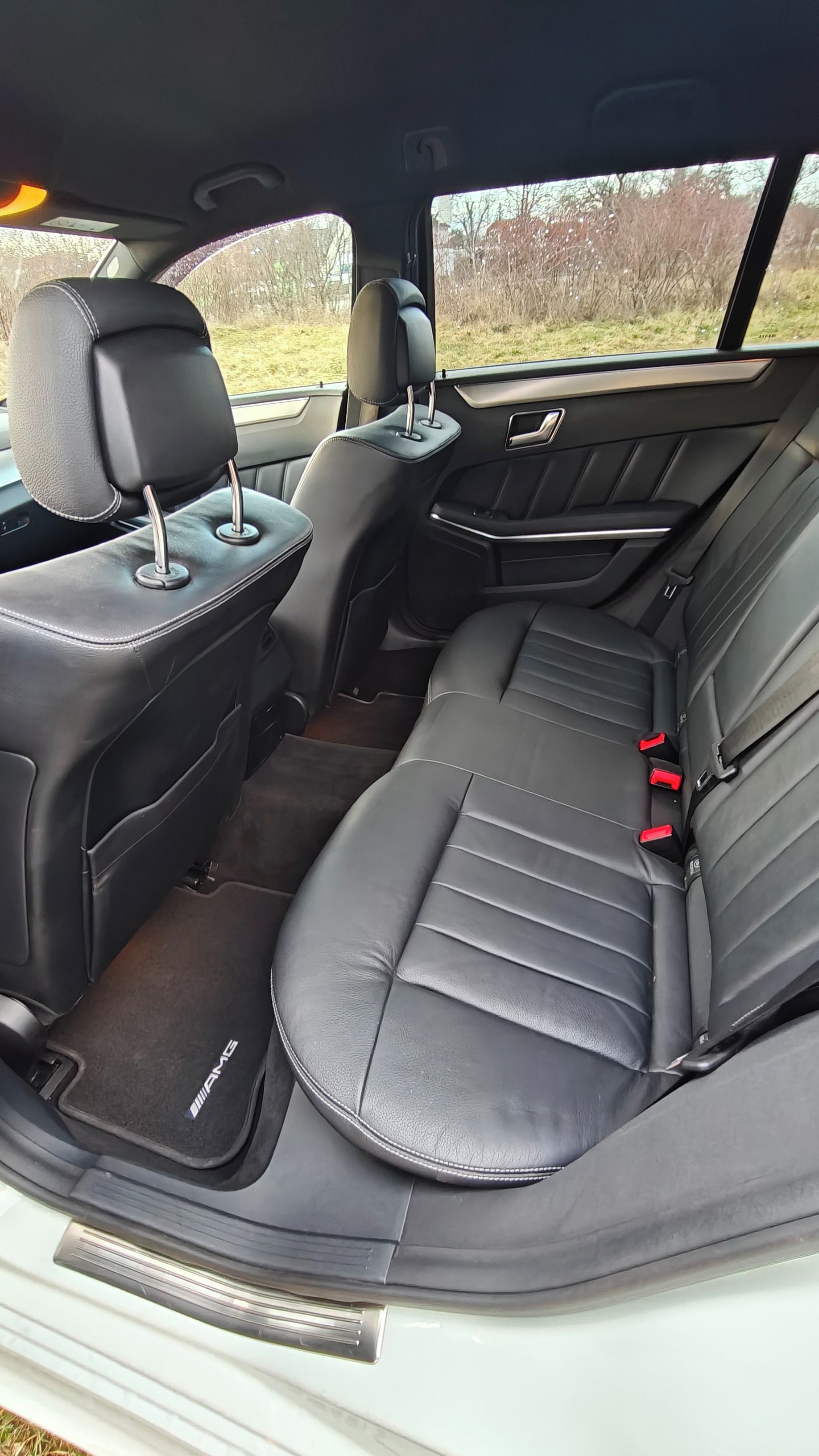 Mercedes-Benz Třídy E, Mercedes-Benz E 350cdi - fotka 6