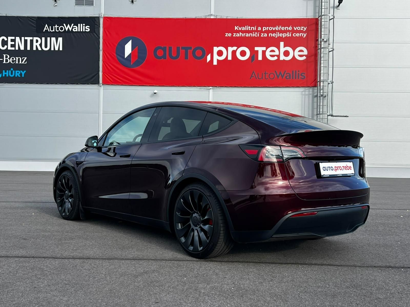 Tesla Model Y, Performance 393kW FSD DPH TZ - fotka 3
