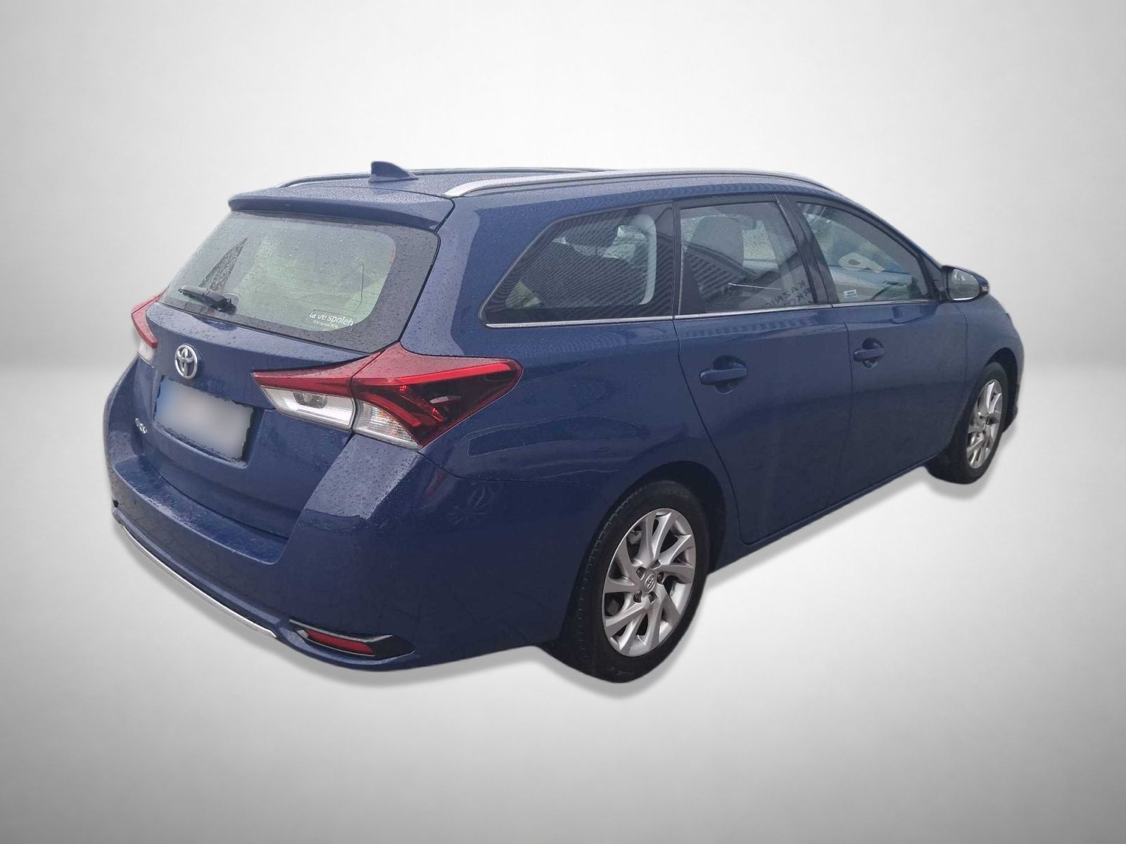 Toyota Auris, 1.6 Valvematic, ČR,1.maj - fotka 2