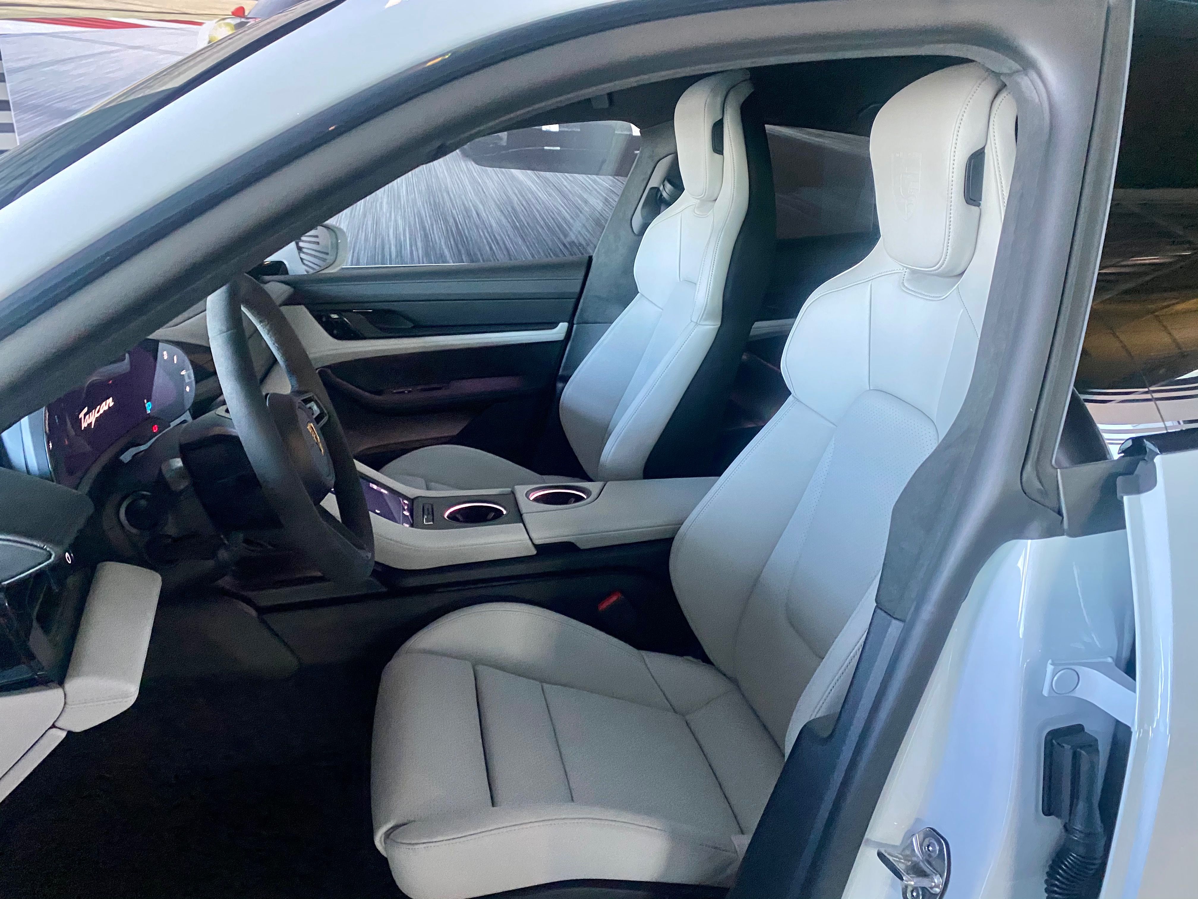 Porsche Taycan, Vyměněná nová baterie Approved - fotka 6