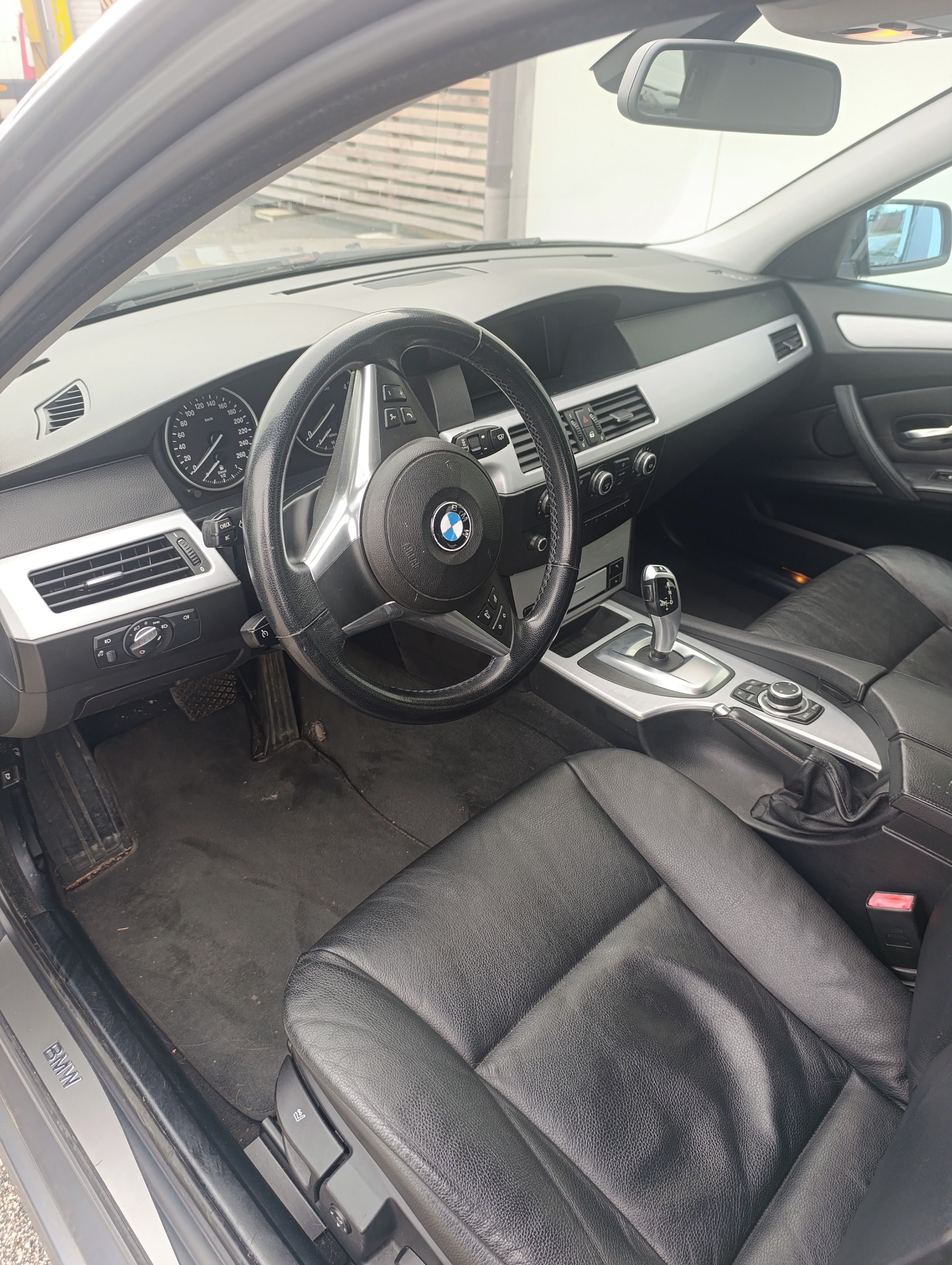 BMW Řada 5, 3,0 diesel - fotka 5