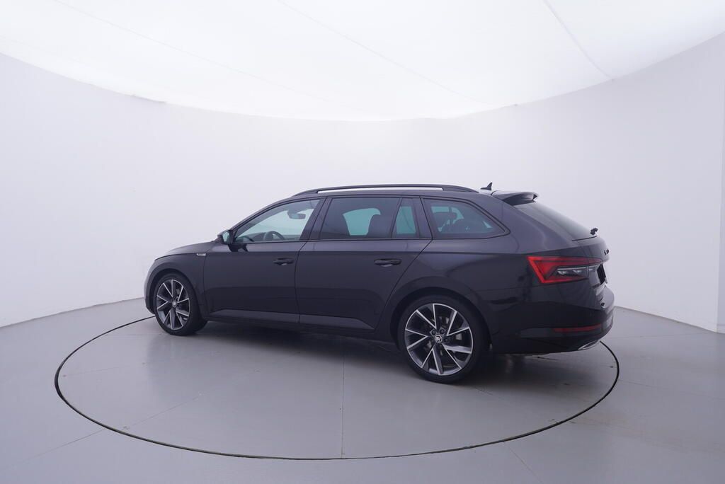 Škoda Superb, SportLine 2.0 TDI 140 kW - fotka 3