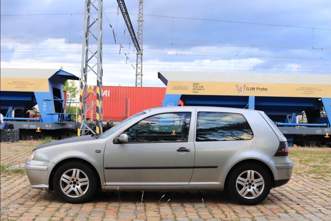 Volkswagen Golf, Volkswagen Golf 4 1.6 16V - fotka 3