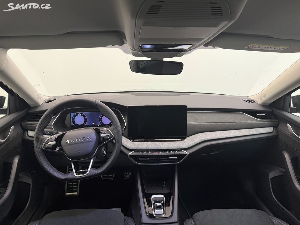 Škoda Octavia, Dynamic 1,5TSI m-HEV 7 DSG