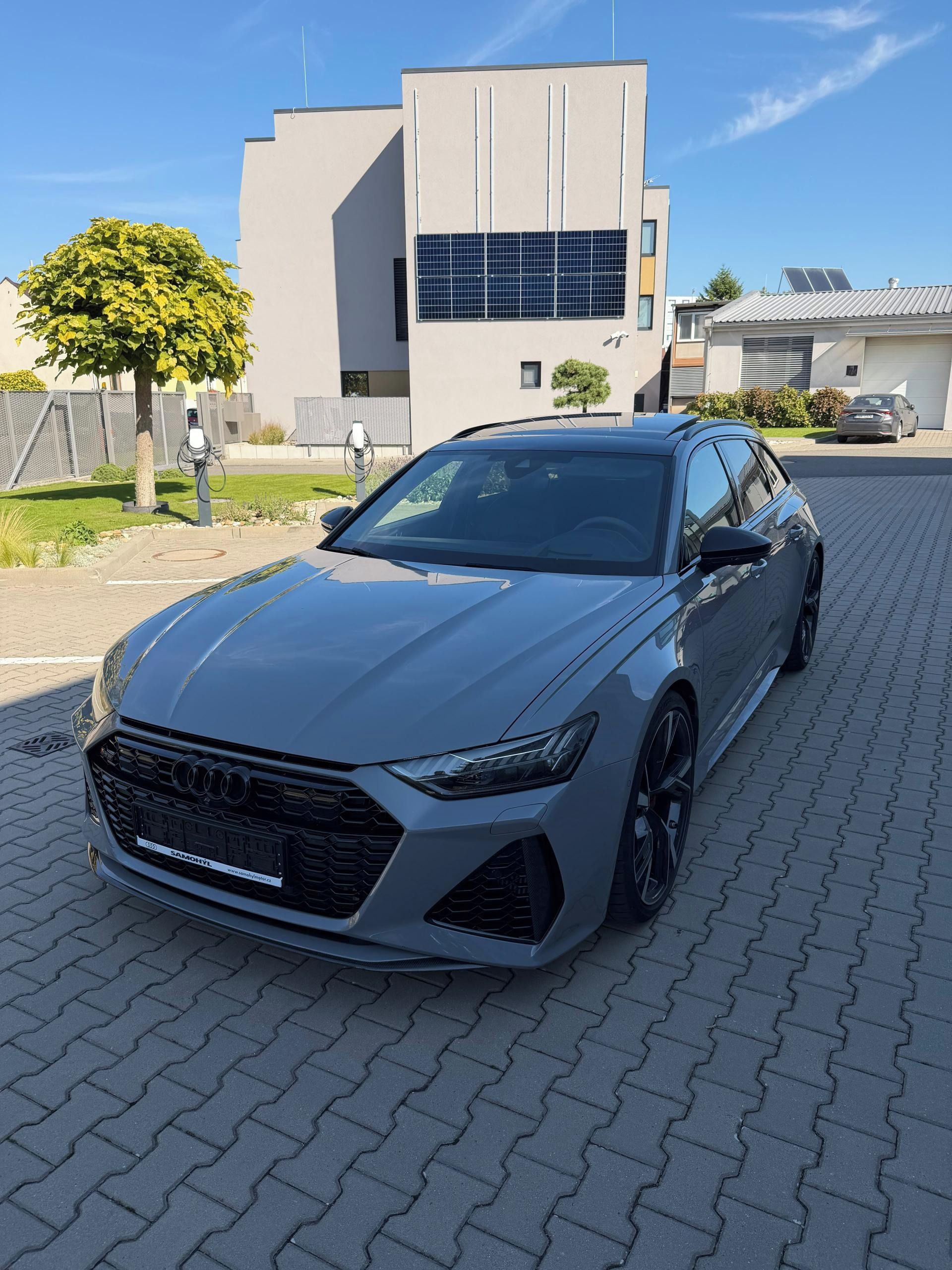 Audi RS6, Avant 441kW Performance CCB - fotka 5