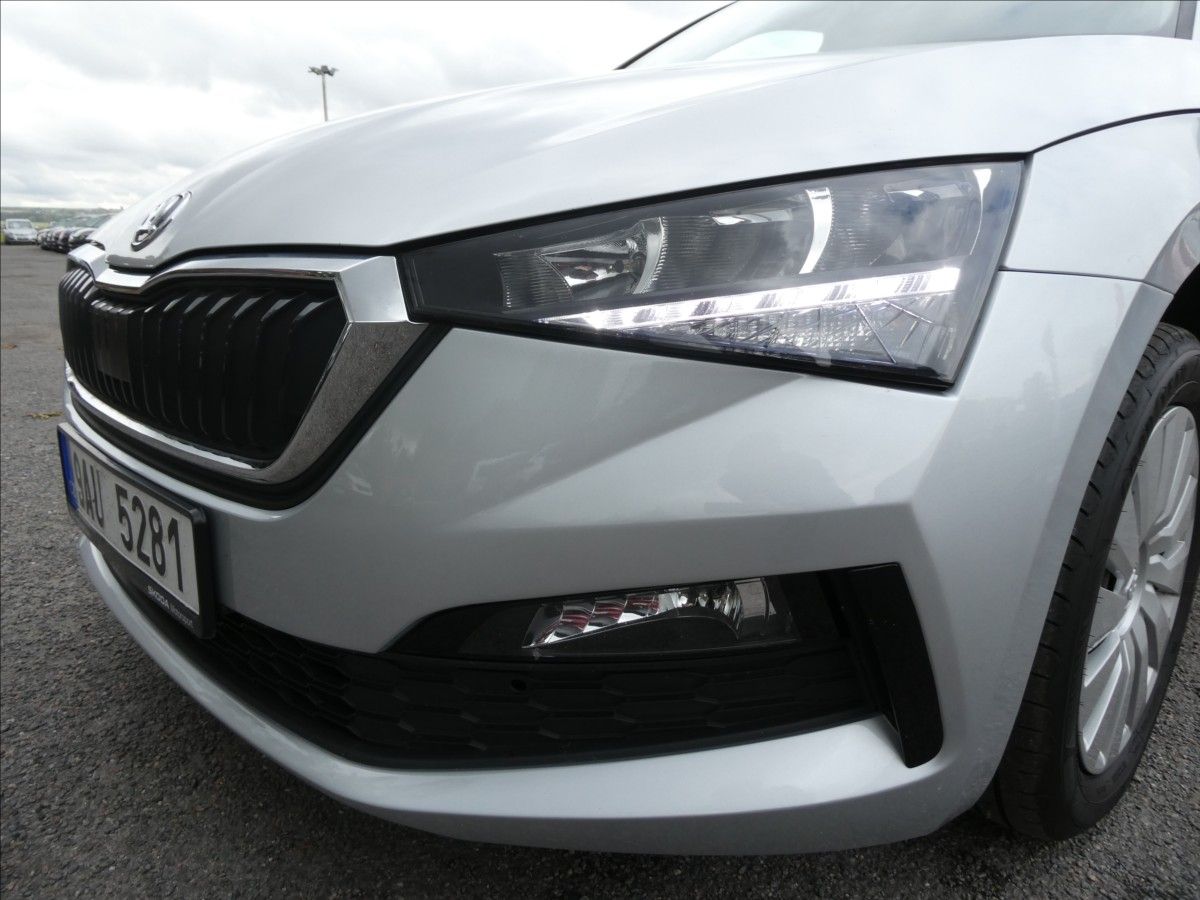 Škoda Scala, 1,0 TSi 70kW ČR, DPH, klima - fotka 4