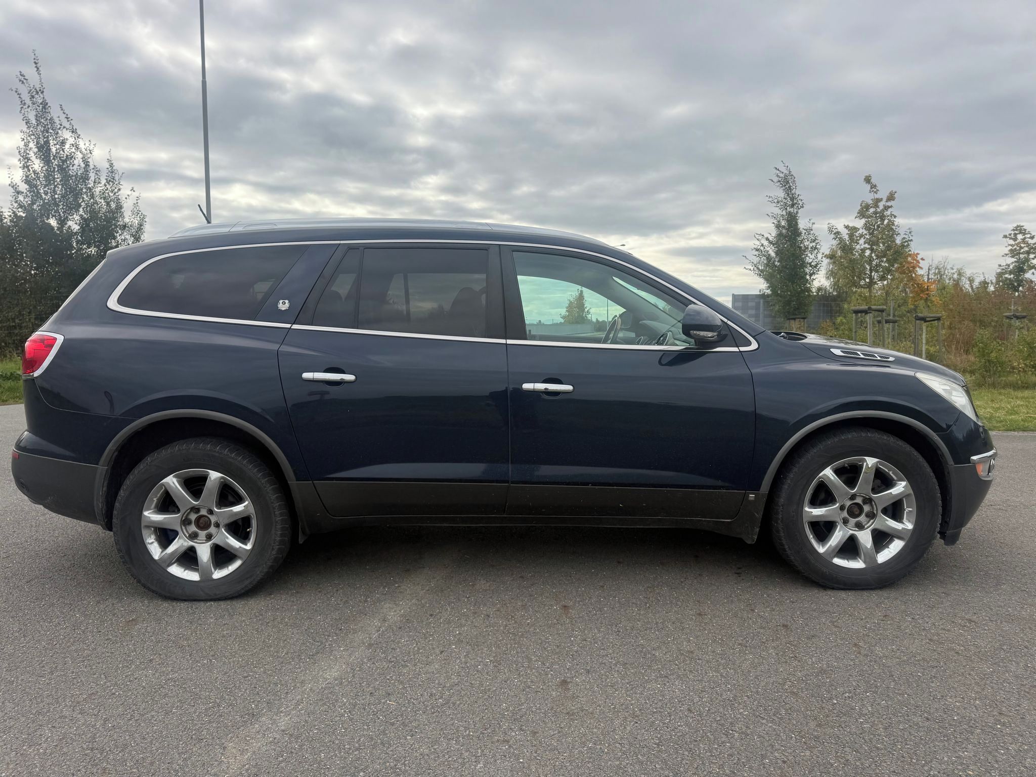 Buick Enclave, 3,6 V6 LPG 4X4 7 MÍST - fotka 6