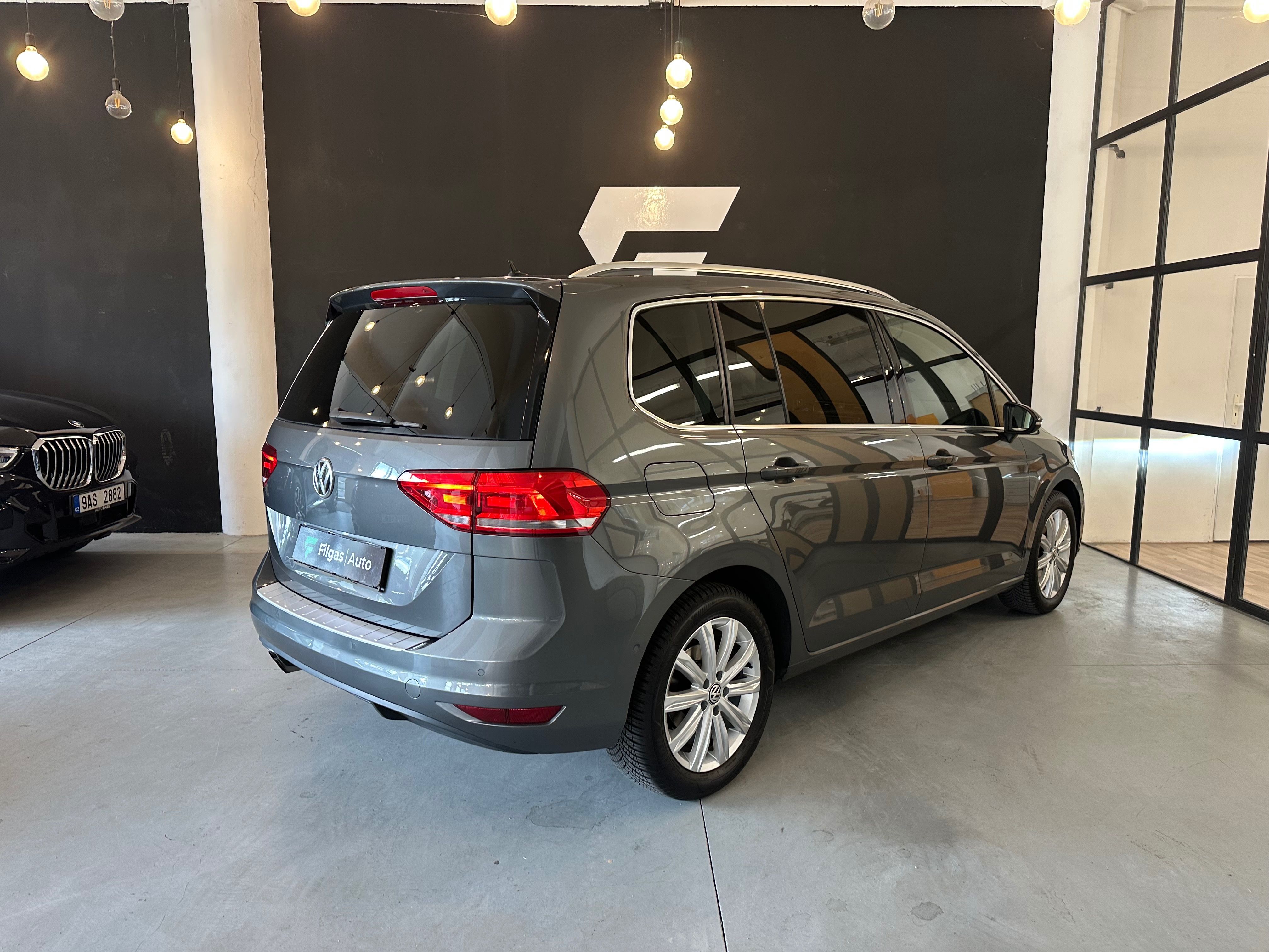 Volkswagen Touran, 1.4TSI DSG 110KW HIGHLINE - fotka 2
