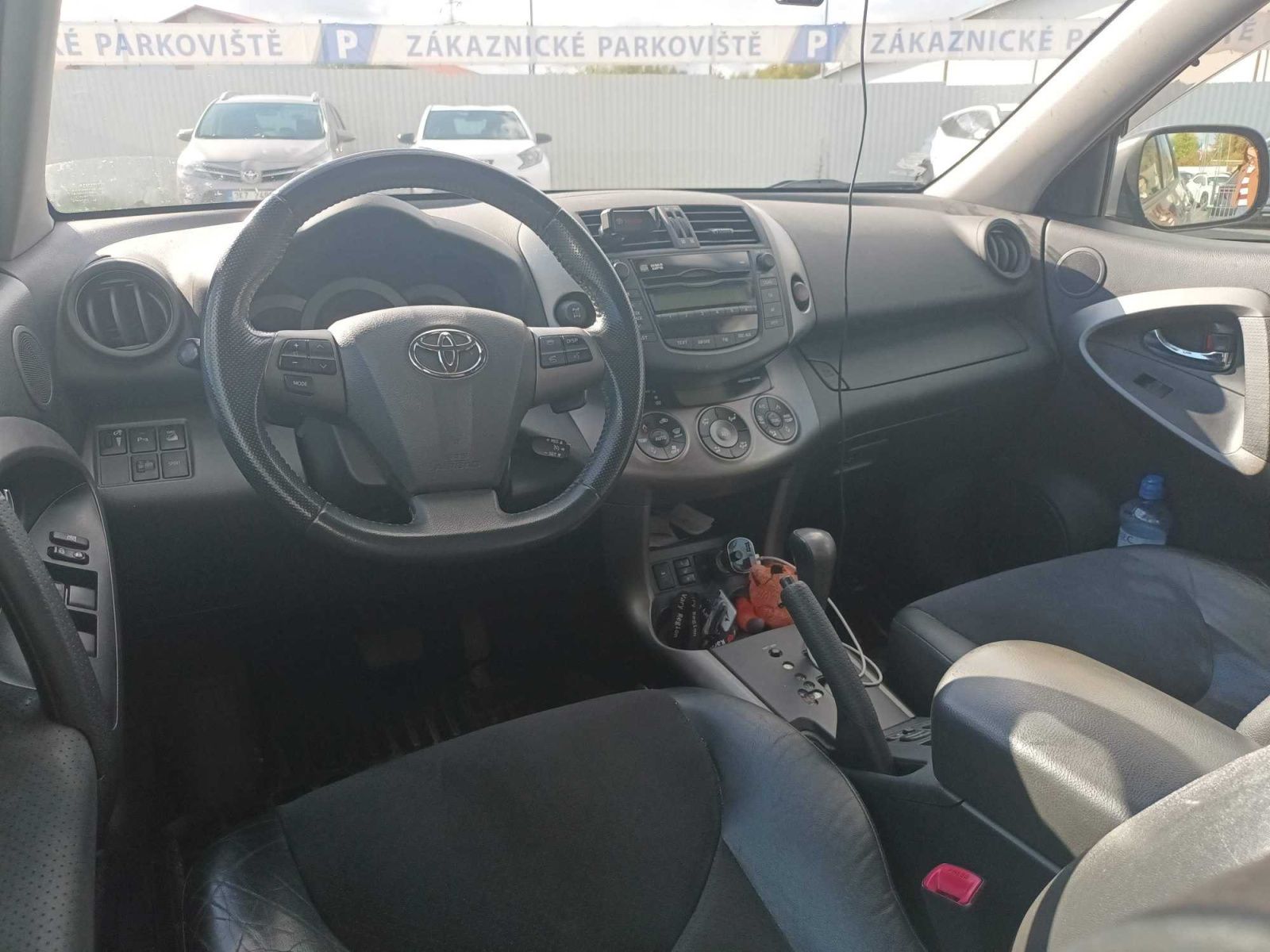 Toyota Rav4, 2.0 VVT-i, 4X4, Automat, Kůže - fotka 3