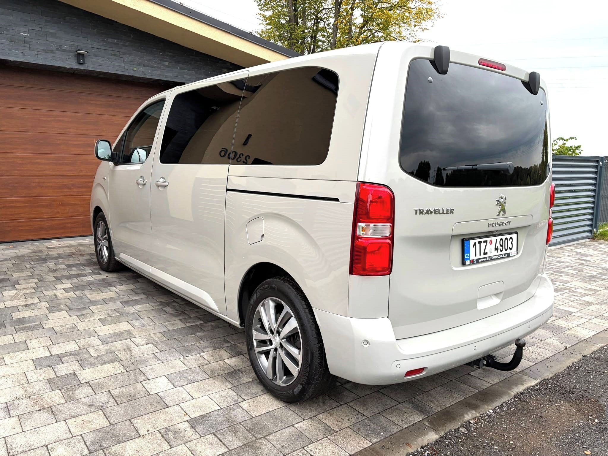 Peugeot Traveller, 2.0HDi 130Kw,2021,1.majitel,TZ - fotka 6