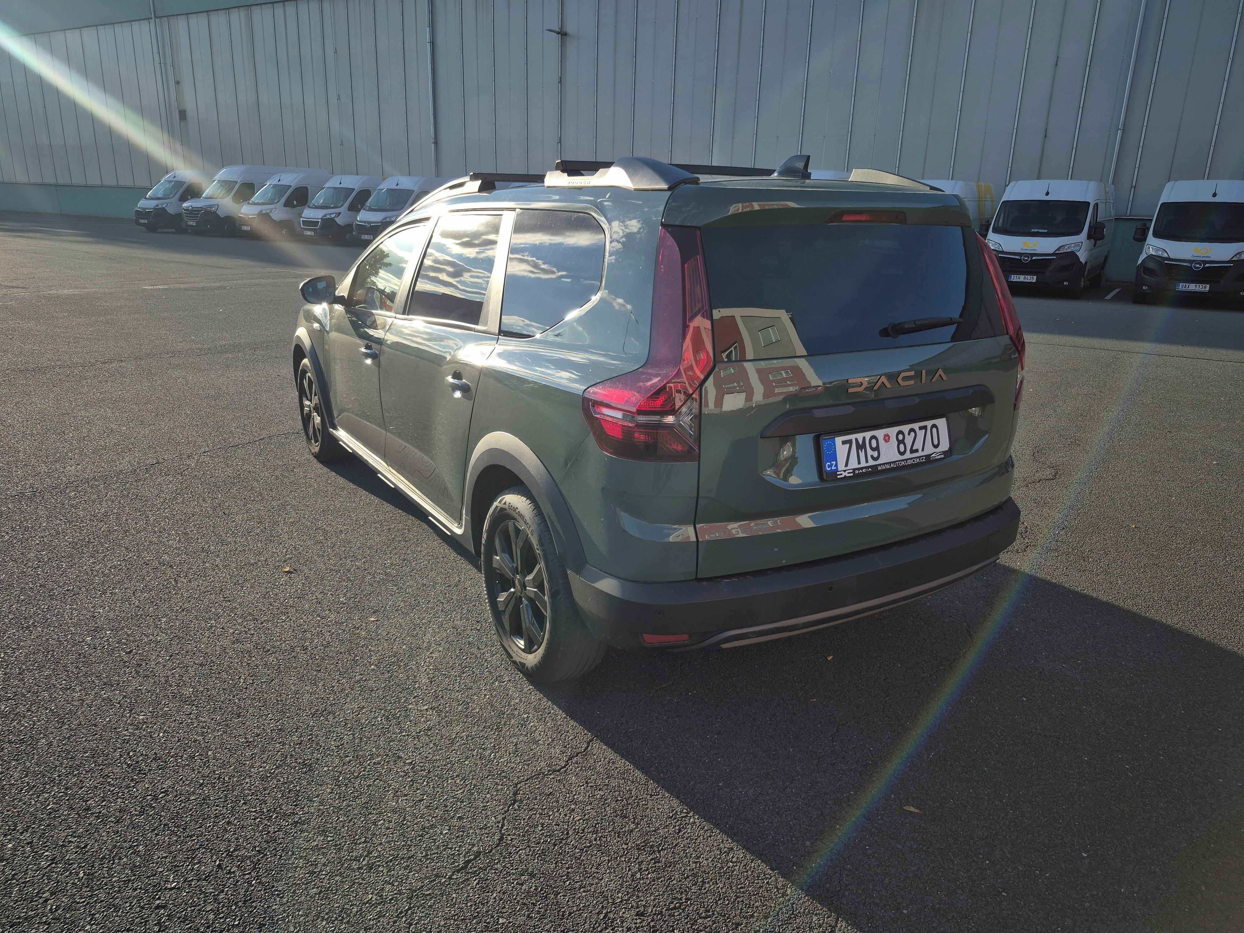 Dacia Jogger, Dacia Jogger 1.0tsi 1 majitel - fotka 3