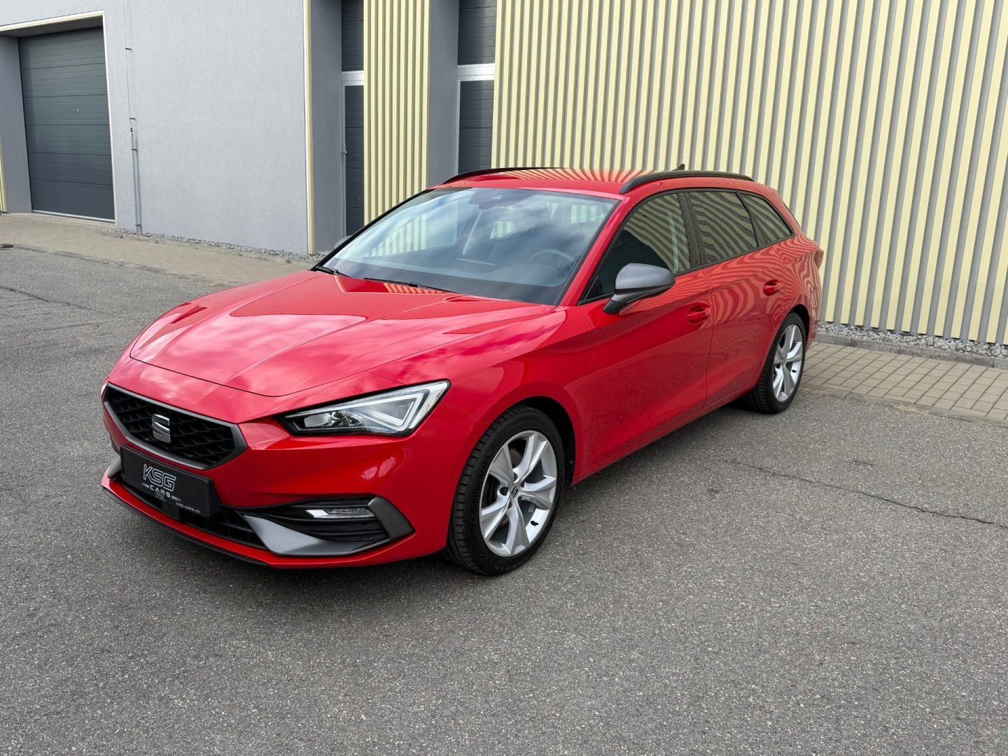 Seat Leon, Com. FR 2.0TDi 110kW! DSG! Nav - fotka 2
