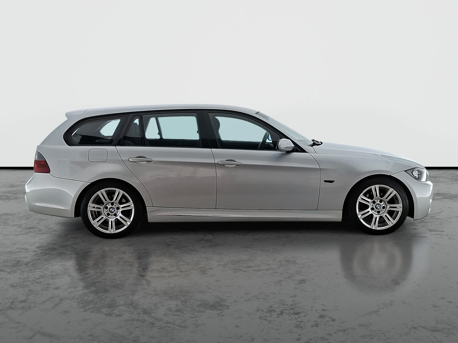 BMW Řada 3, 318 d, po STK - fotka 6