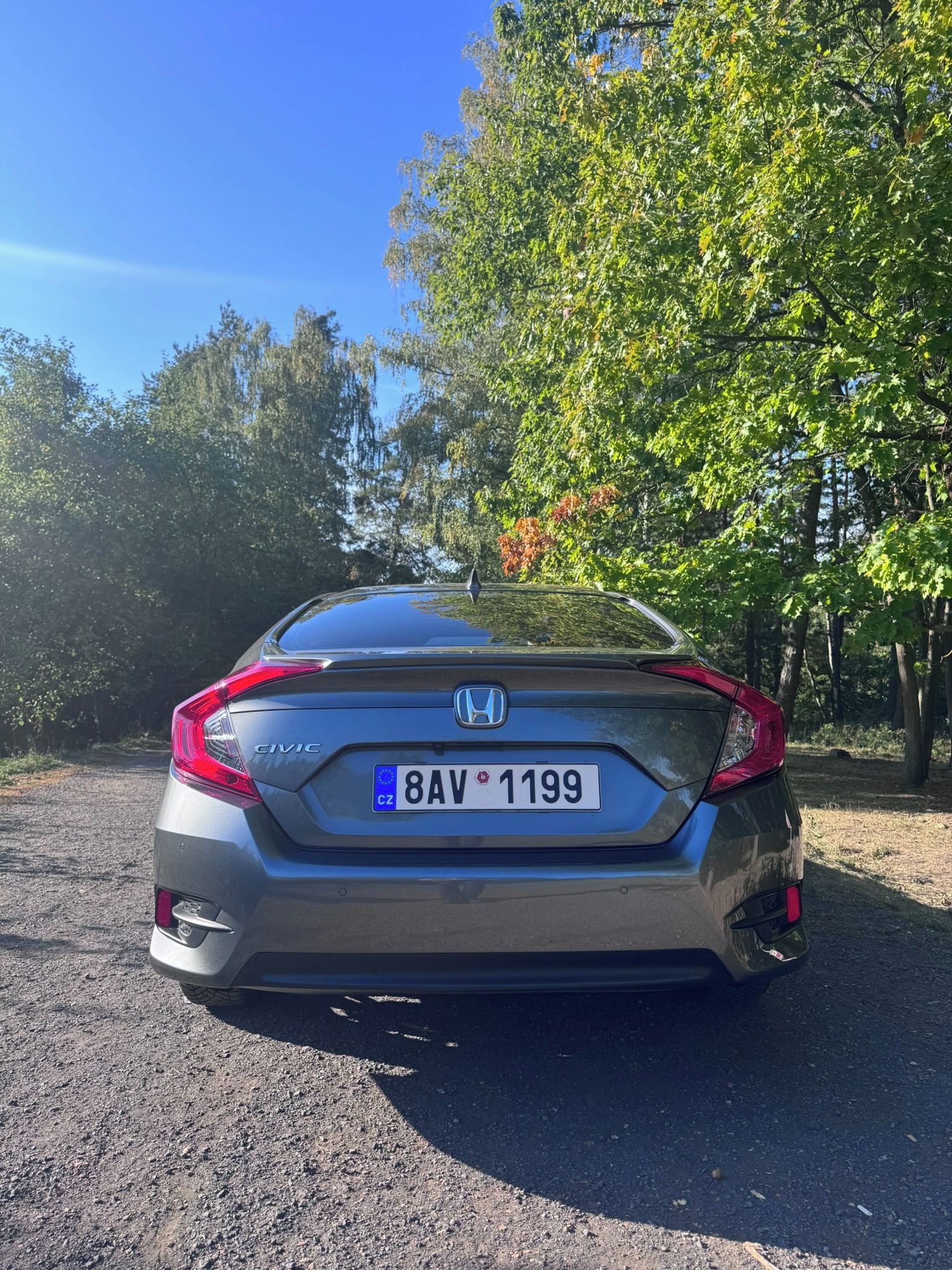 Honda Civic, 1.5 Vtec - pěkný stav - fotka 5