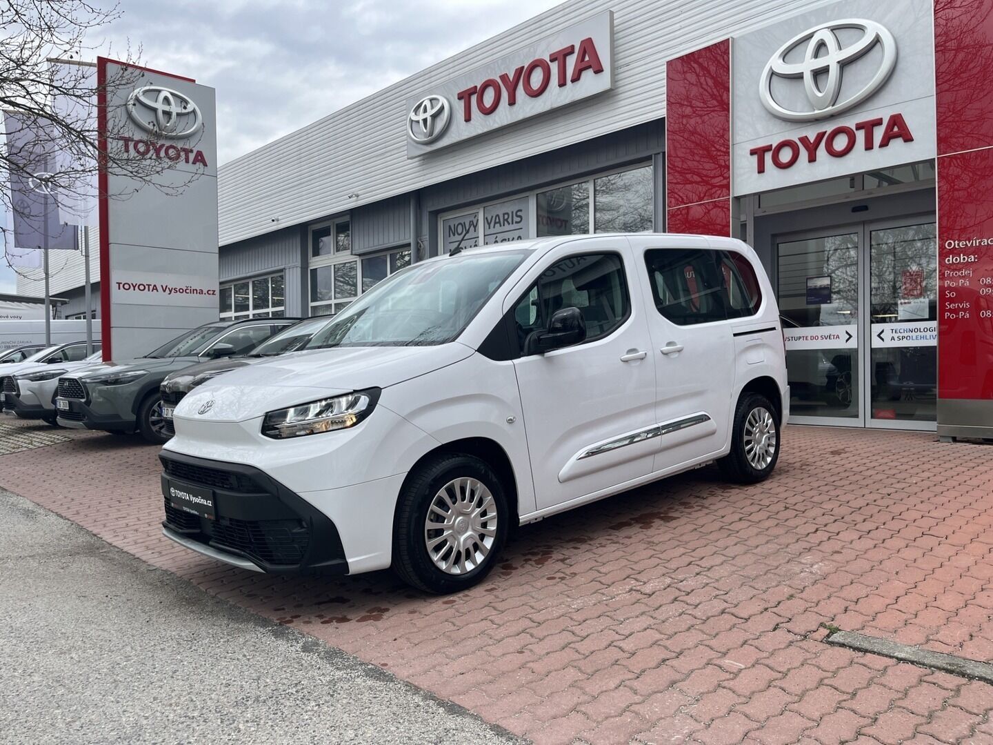 Toyota Proace City Verso, L1 - krátká -1.2 110koní -
