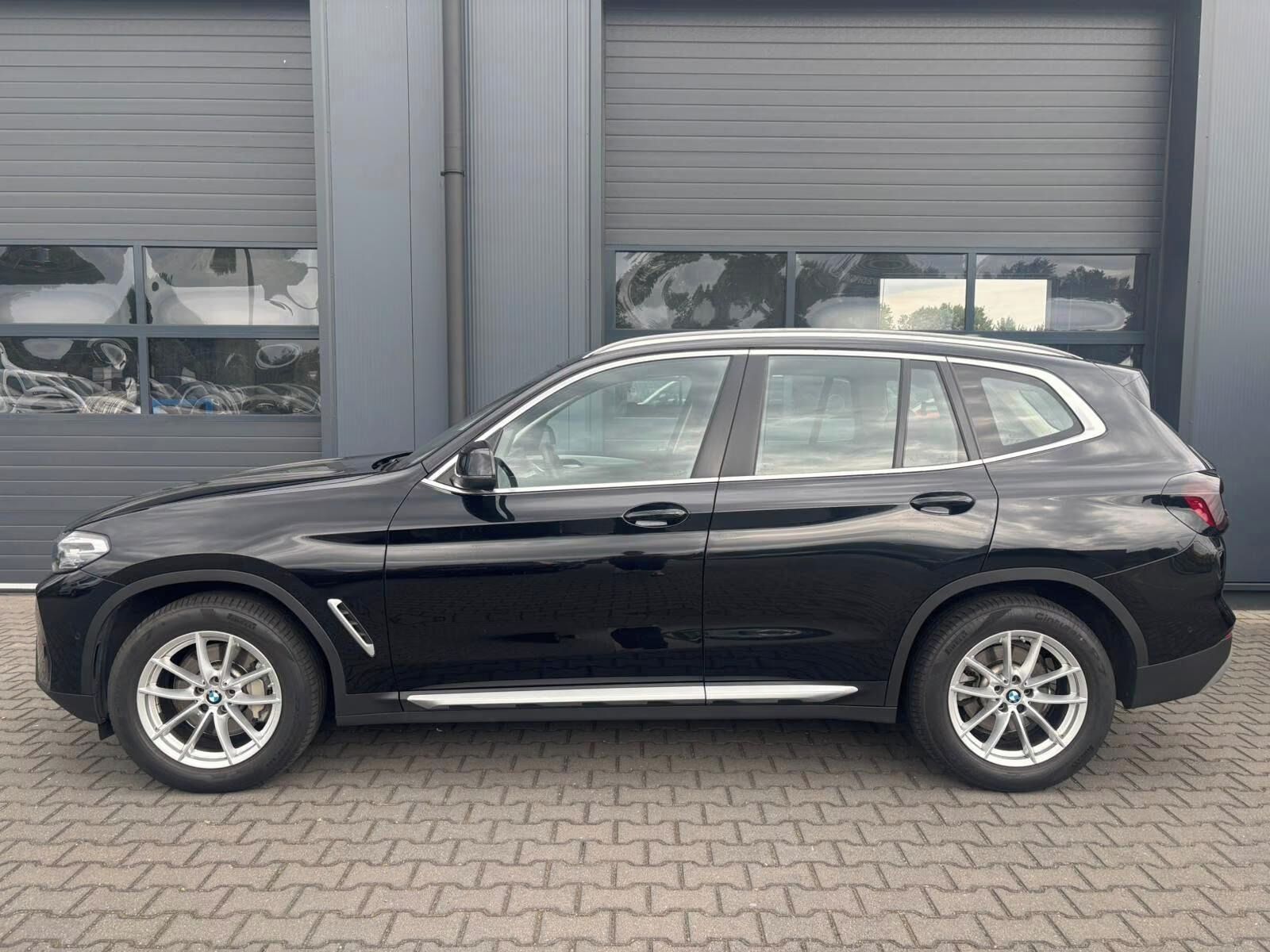 BMW X3, xDrive 30d M*Kůže*Kamera* - fotka 3