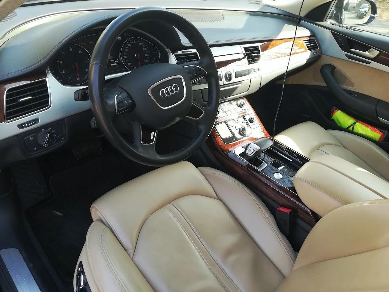 Audi A8 - fotka 6