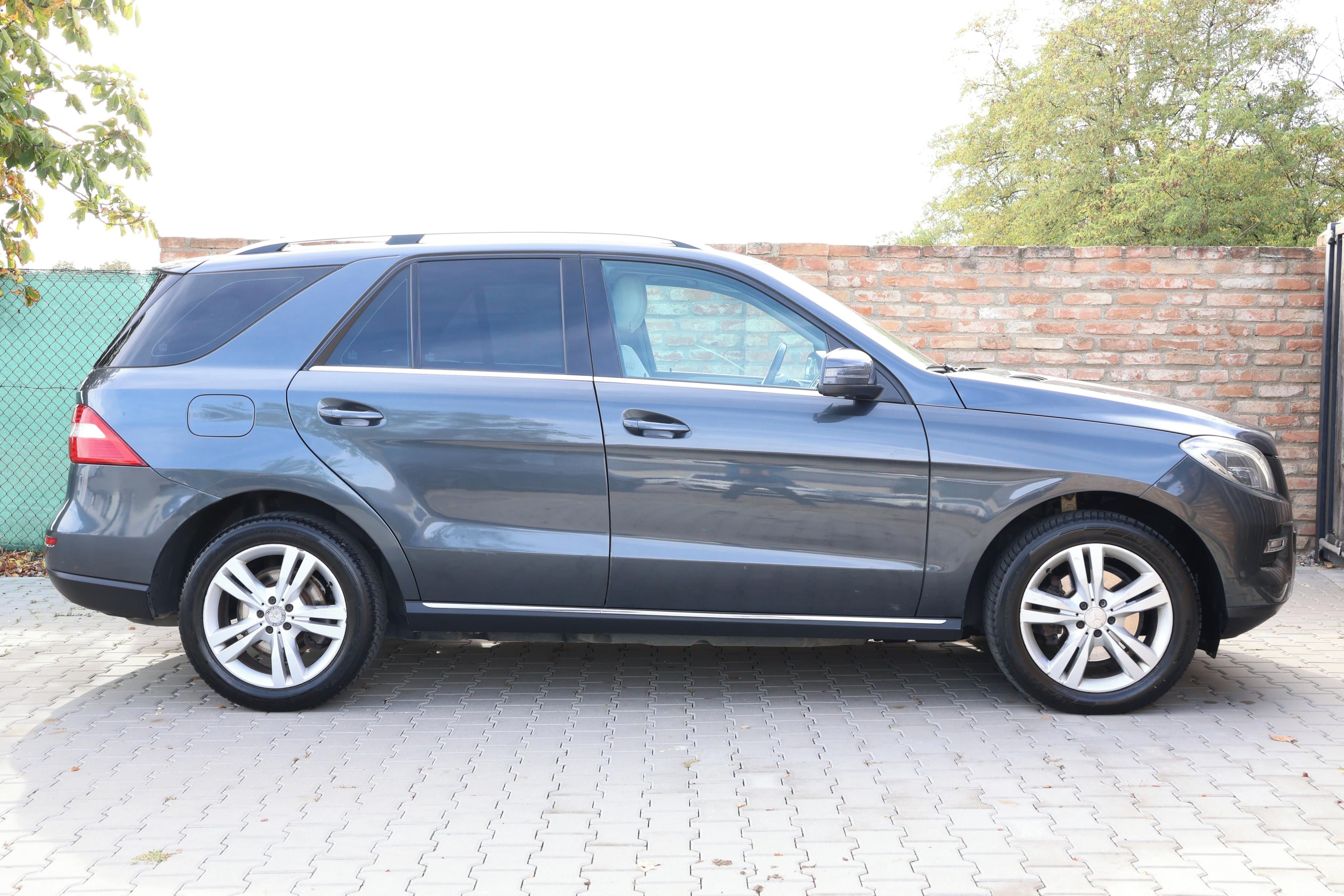 Mercedes-Benz Třídy M, 250CDI 150kW 4MATIC PĚKNÝ STAV - fotka 5