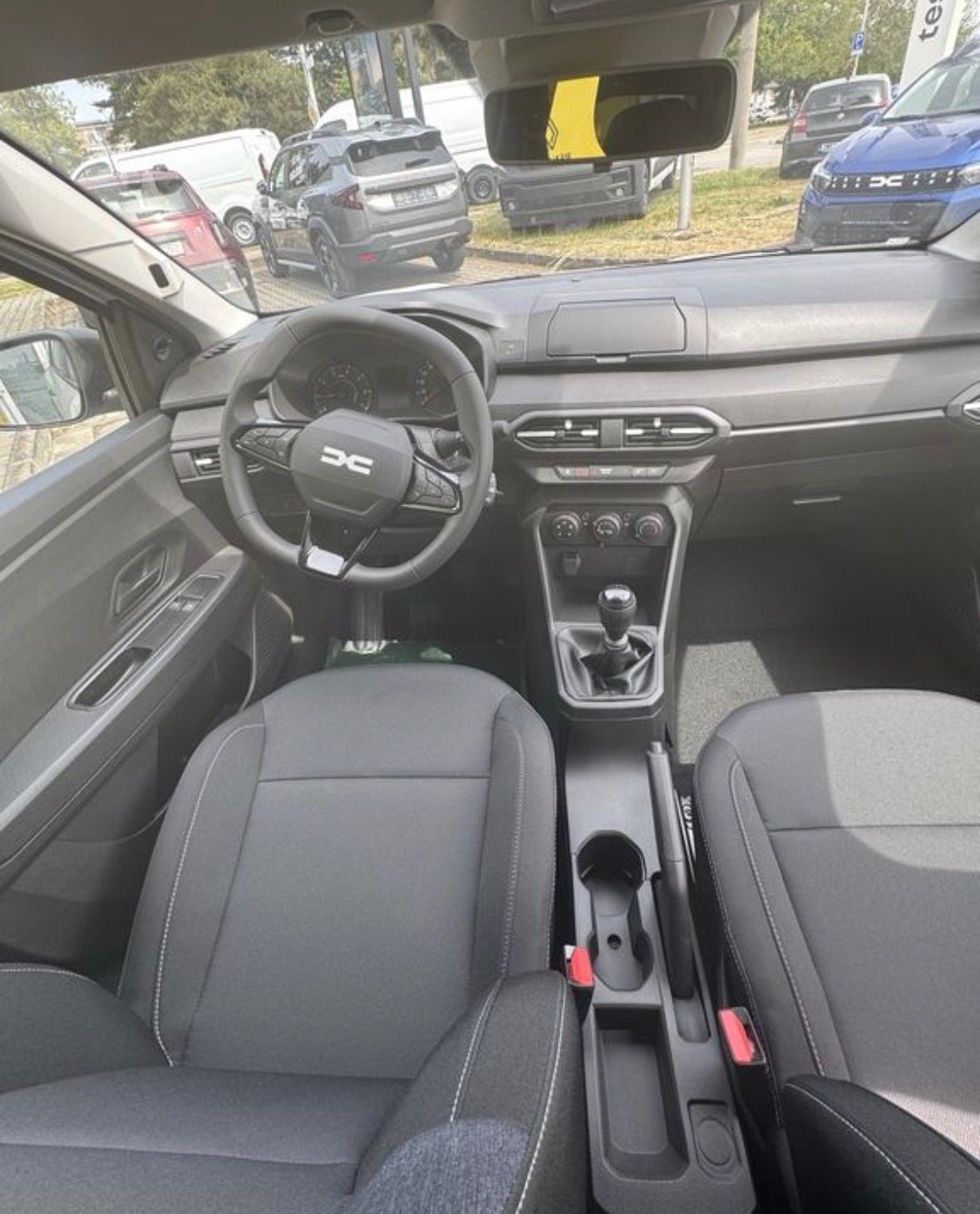 Dacia Jogger, Essential Eco-G 120 7 míst - fotka 5
