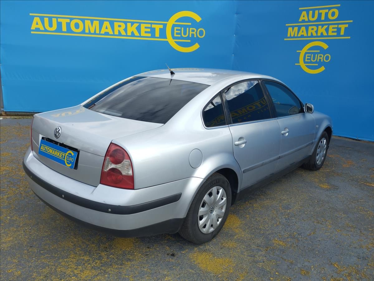 Volkswagen Passat, 2,0 85KW - fotka 4