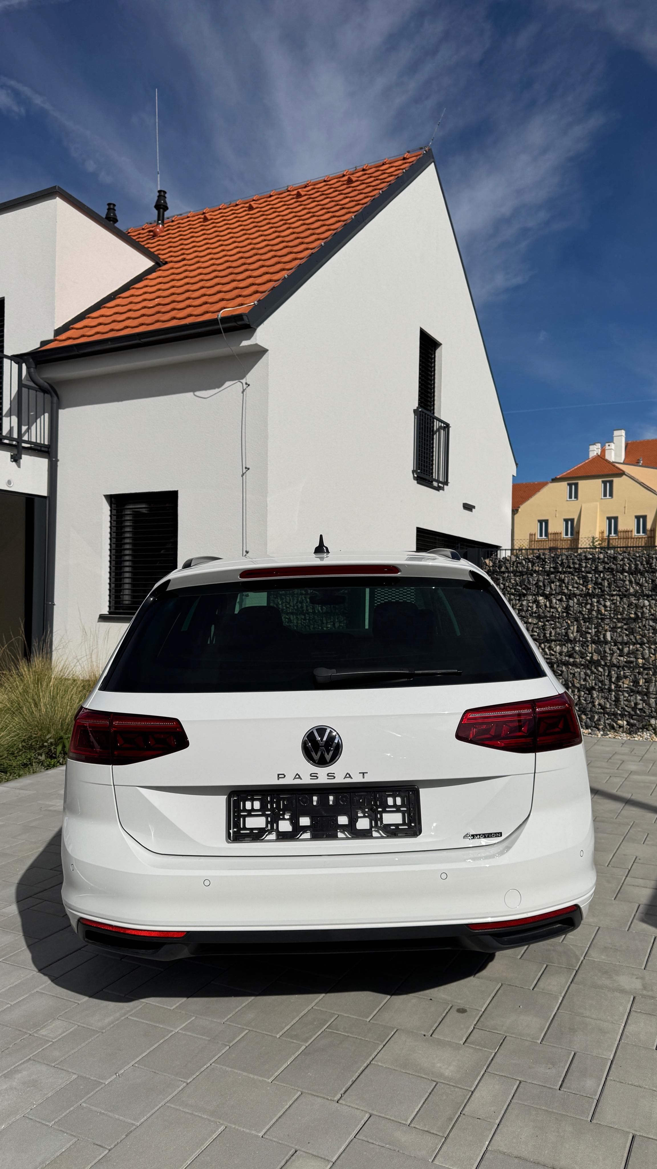 Volkswagen Passat, B8 FACELIFT 2.0 TDI DSG 4x4 - fotka 6
