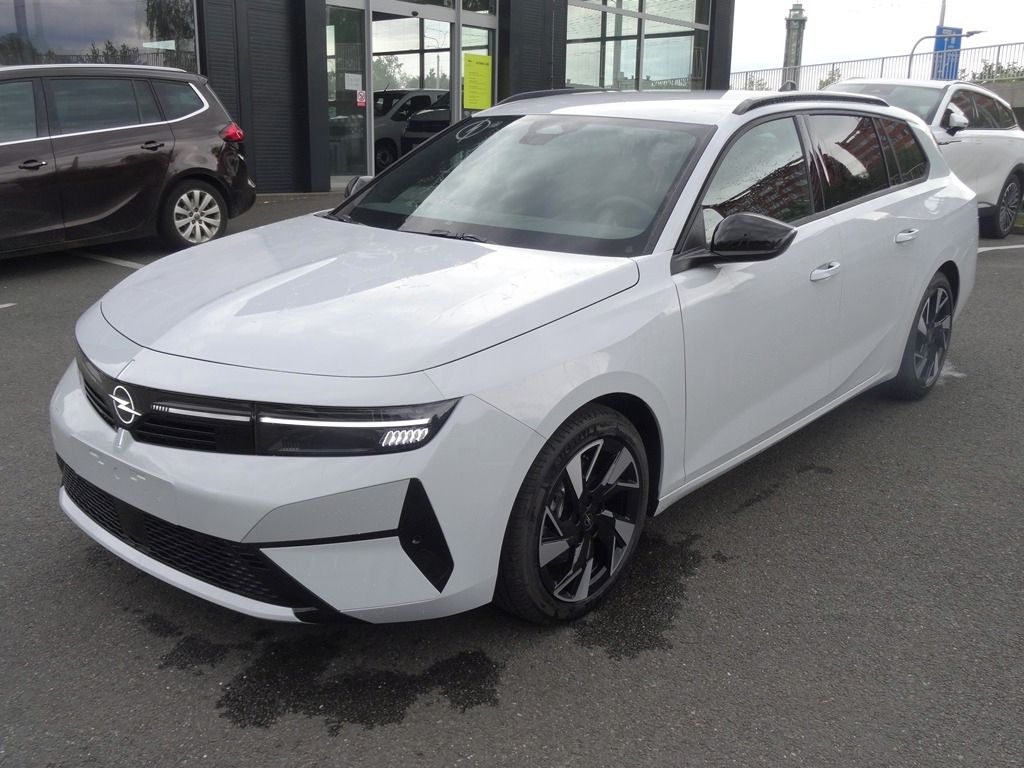 Opel Astra, ST Edition Hybrid 1.2T 145k A6 - fotka 2