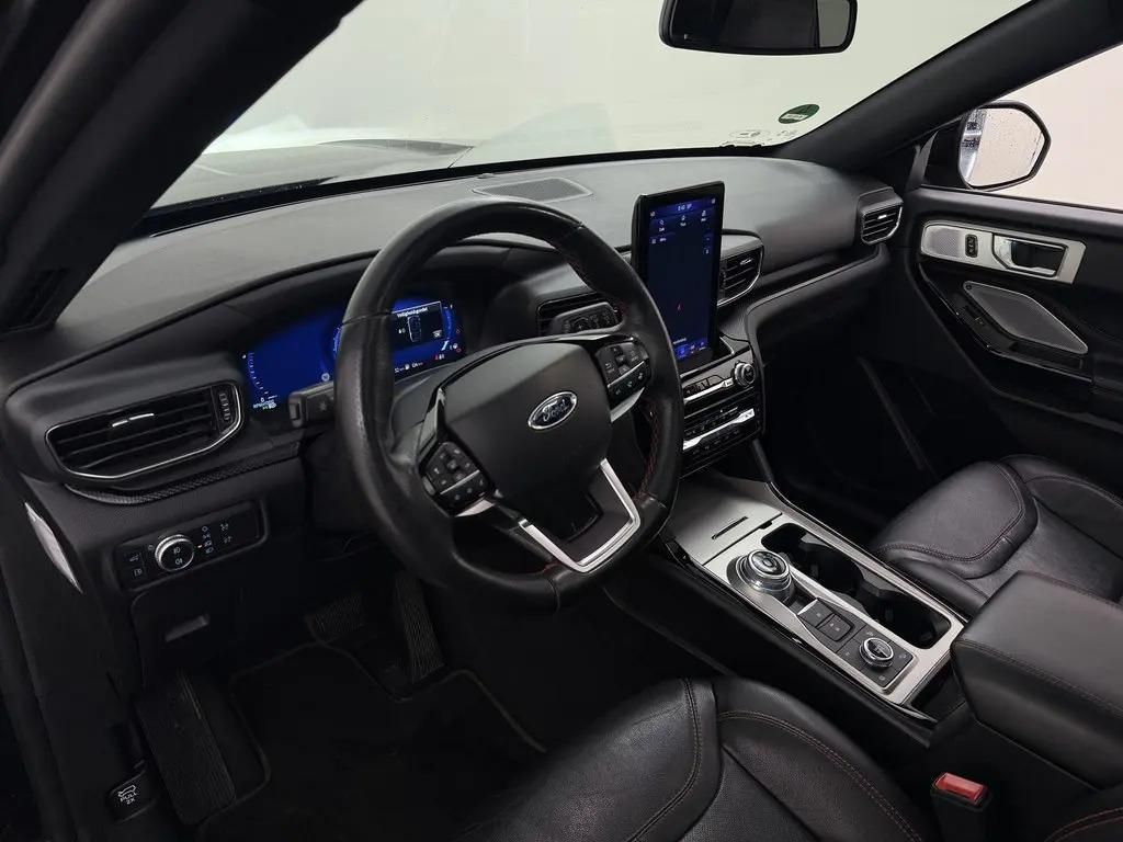 Ford Explorer, 3.0 V6 PHEV 336kW ST DPH TZ 7M - fotka 5