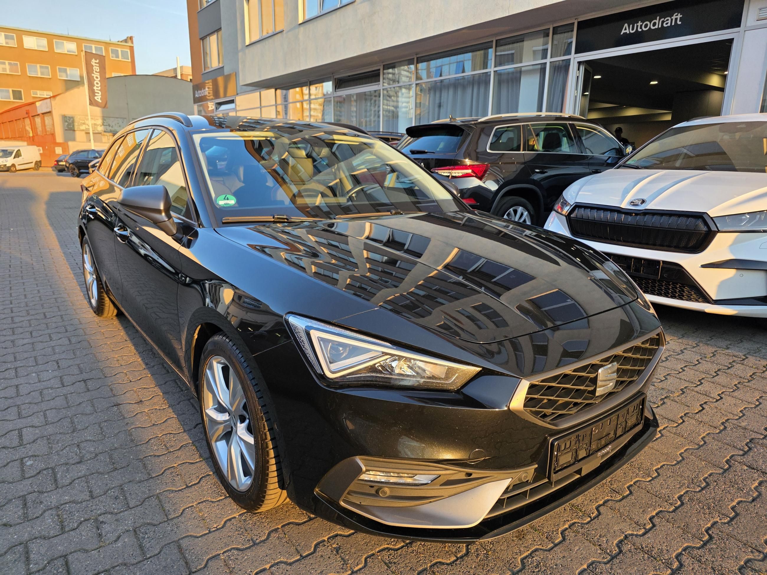 Seat Leon, FR 2.0 TDI 110kW DSG / Tažné