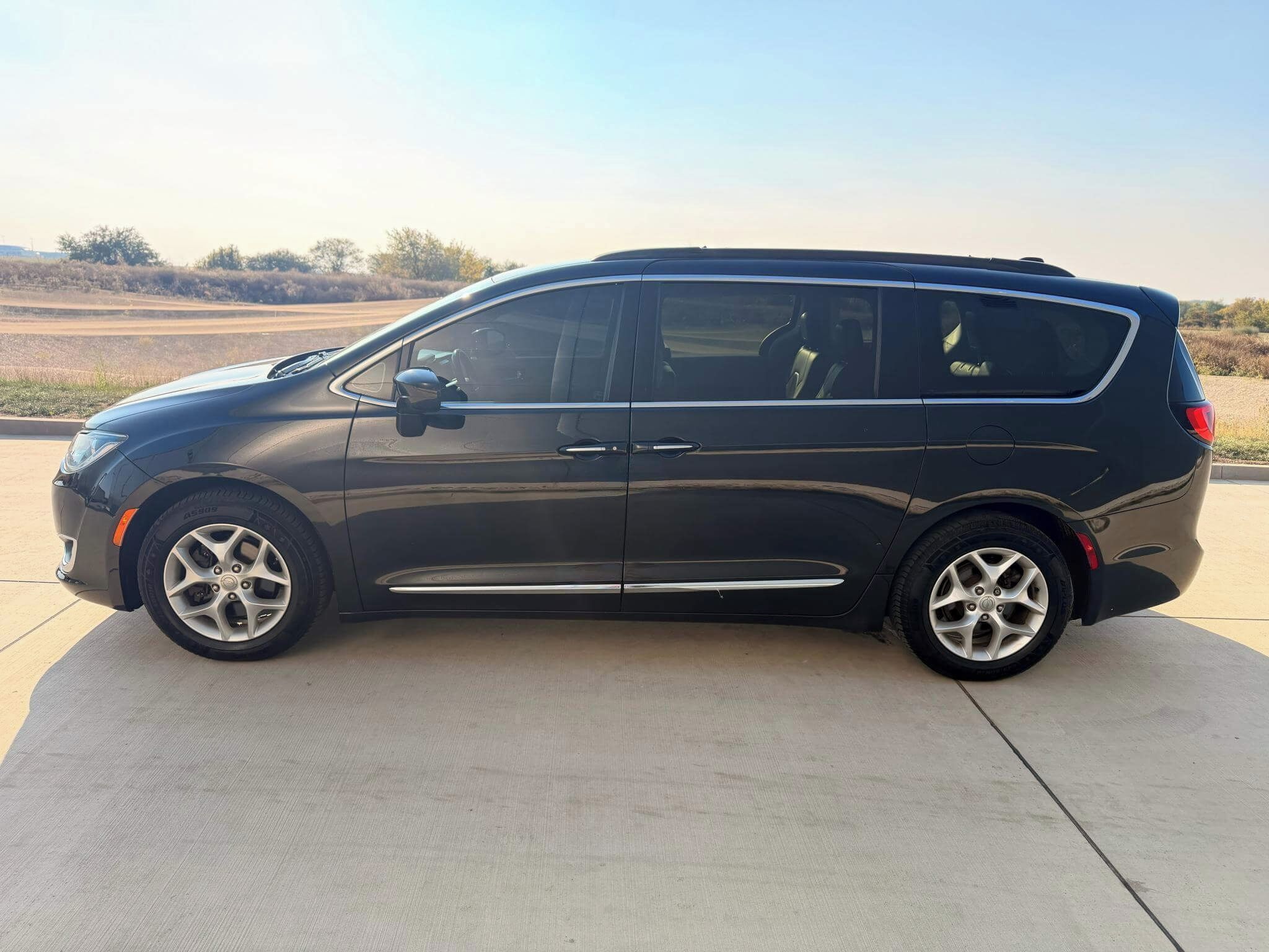Chrysler Pacifica, Touring - L | 3.6 V6 - fotka 5
