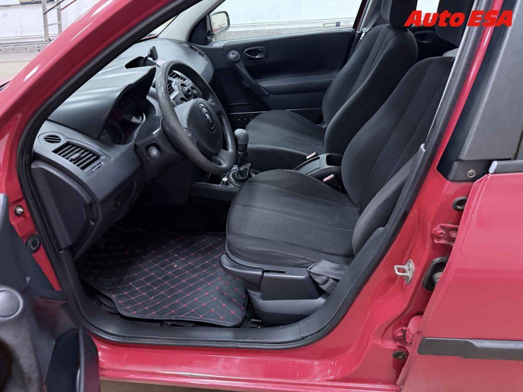 Renault Mégane, 1.4i,ČR - fotka 3