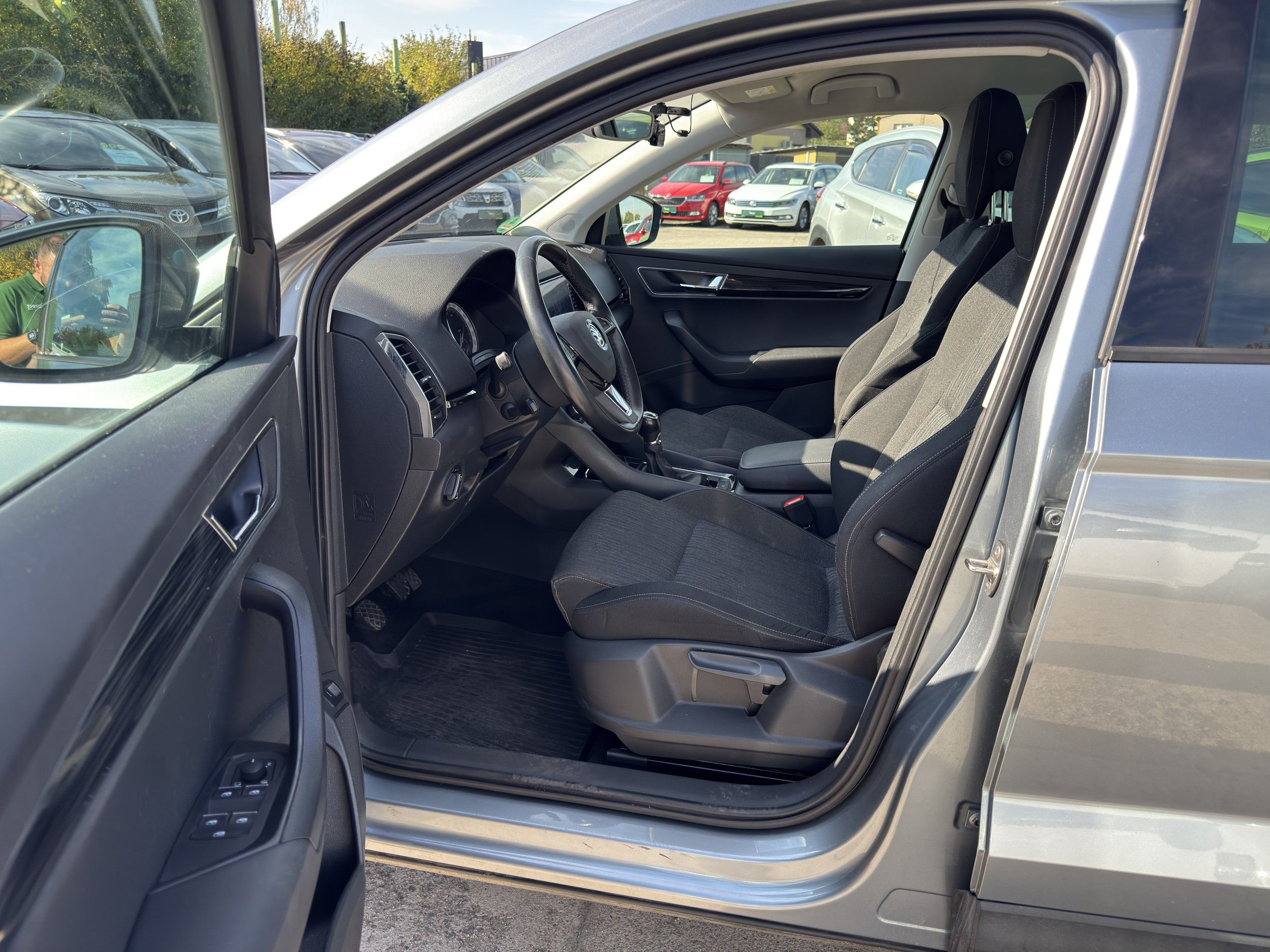 Škoda Karoq, 2.0 TDi 110 kW 4x4 Style - fotka 4