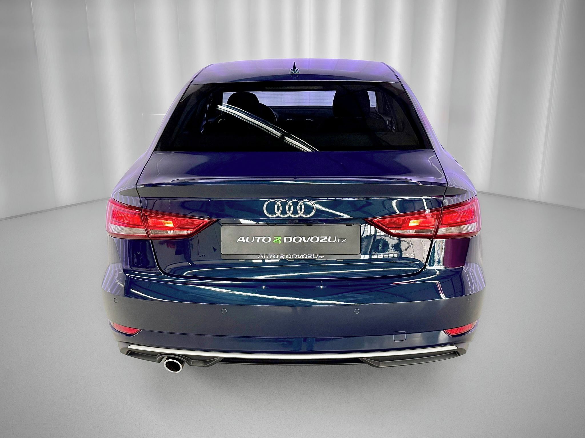Audi A3, 1.6 TDI LIMOUSINE SPORT - fotka 5