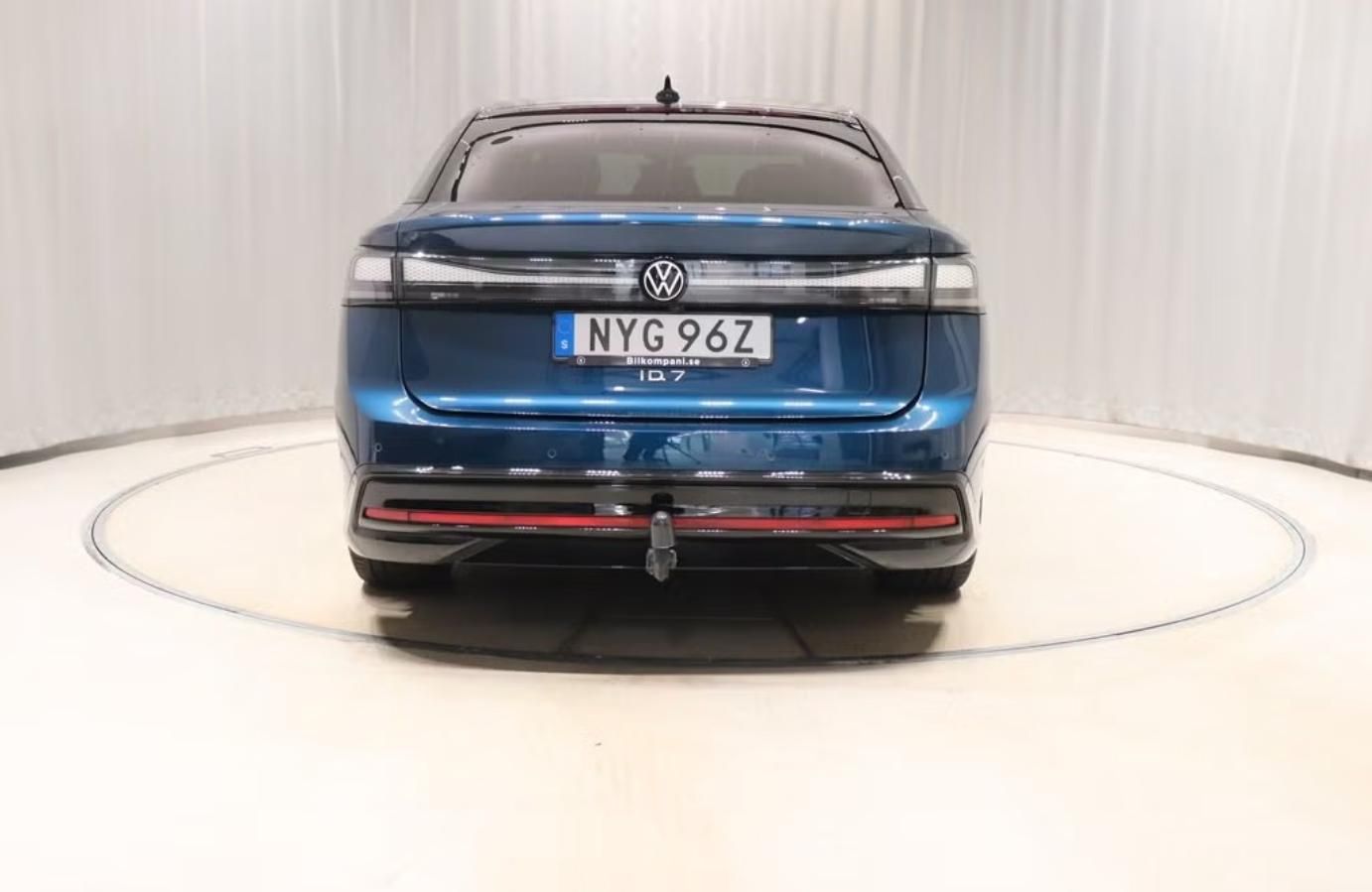 Volkswagen ID.7, Pro 360k Tažné Matrix Masáž - fotka 5