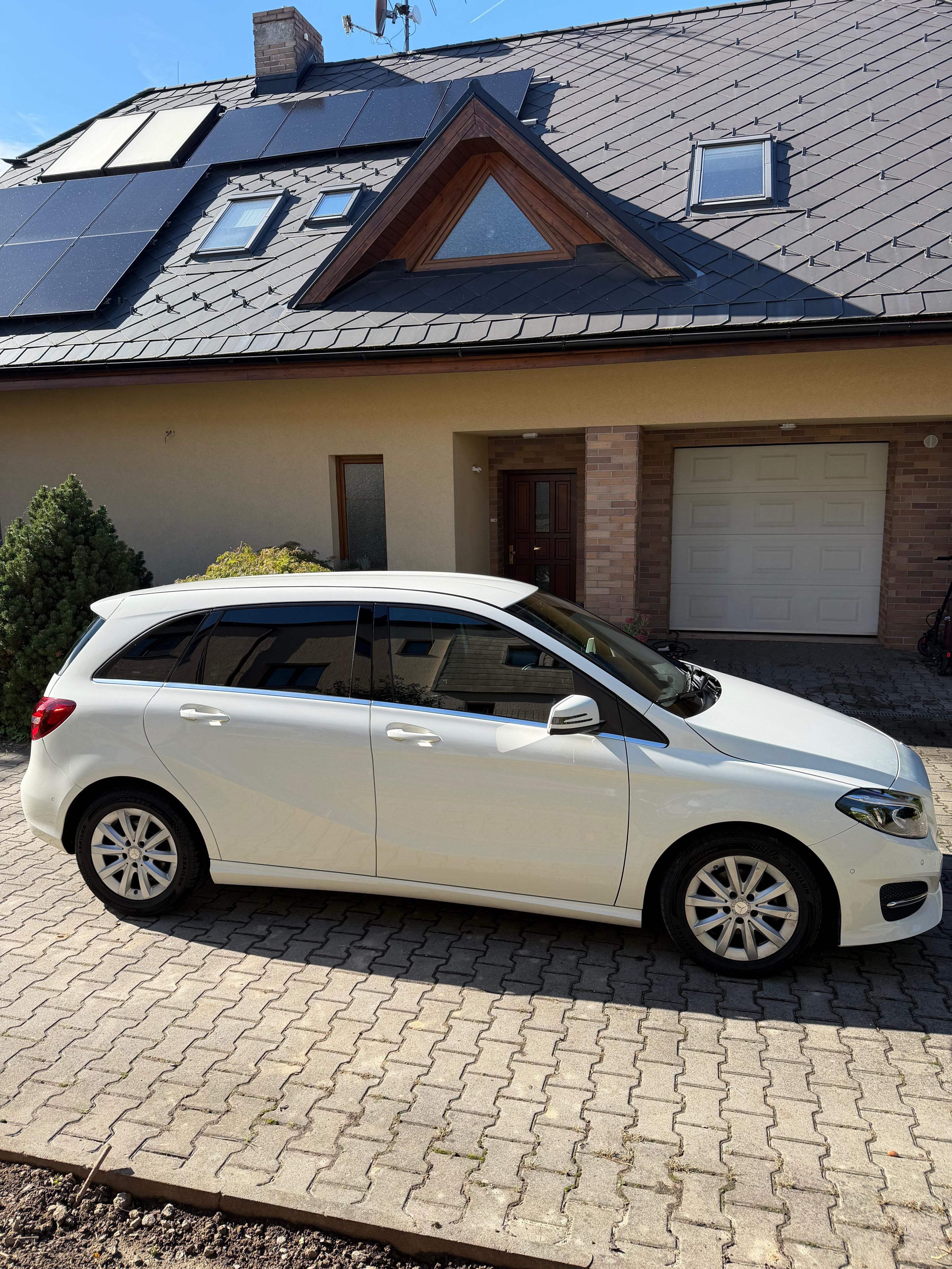 Mercedes-Benz Třídy B, B180 cdi - fotka 6