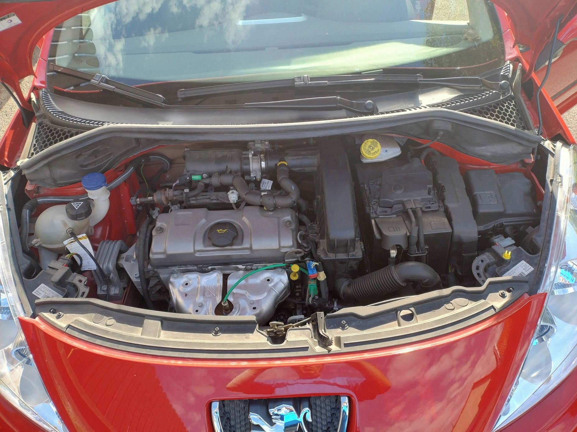 Peugeot 207, SW kombi 1,4  2.maj, ČR, tažné - fotka 5
