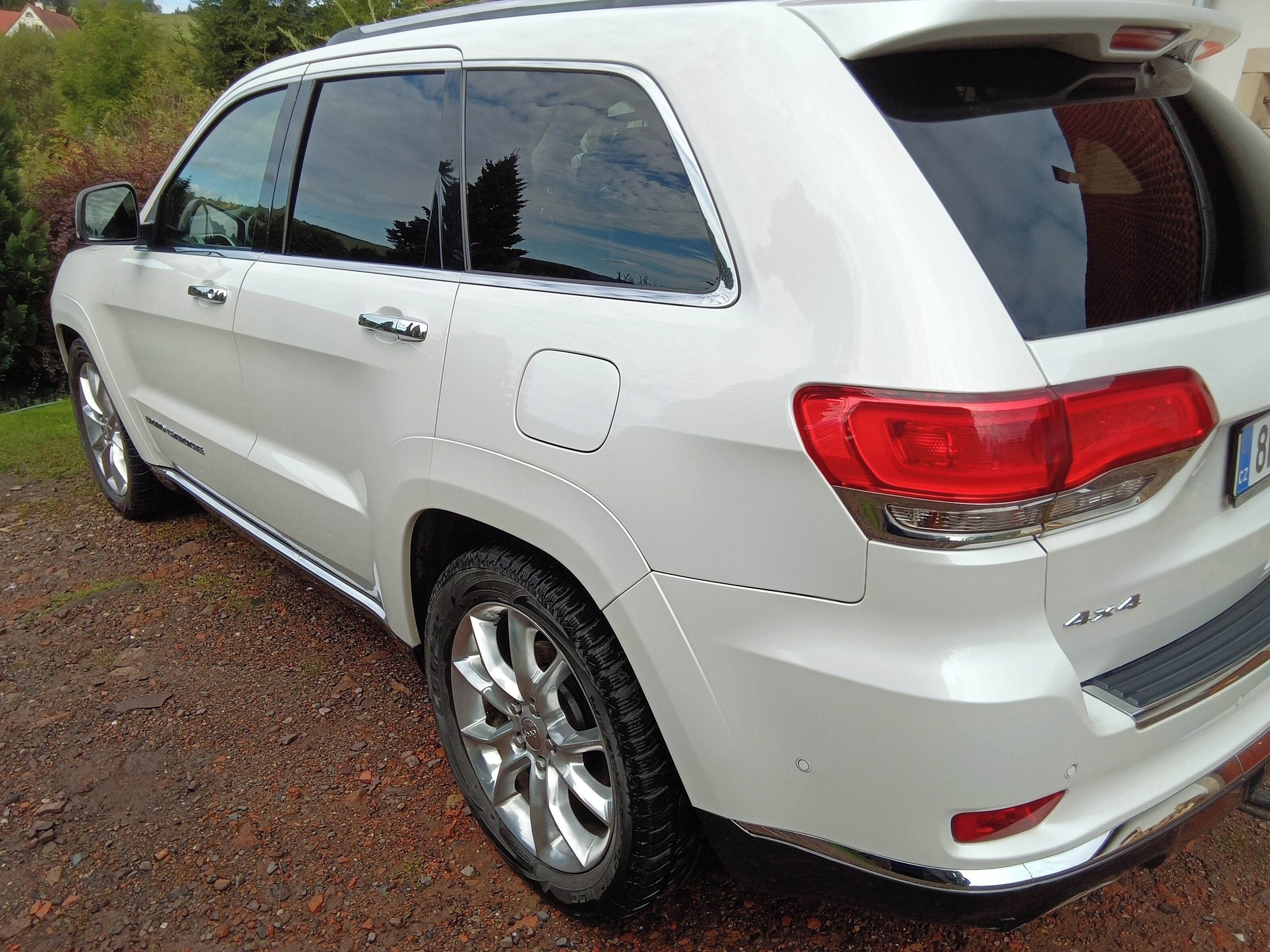 Jeep Grand Cherokee, 3.0 TDI Summit Webasto - fotka 4