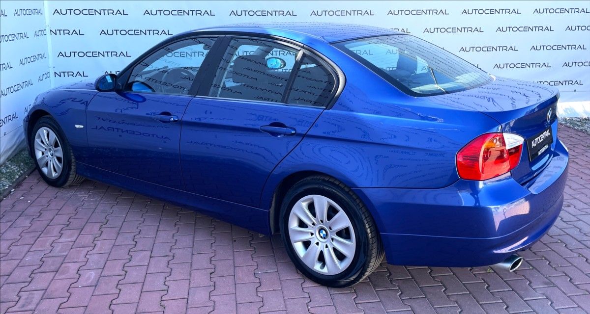BMW Řada 3, 2,0 i,105kW,STK 8/28,serv.kn. - fotka 6