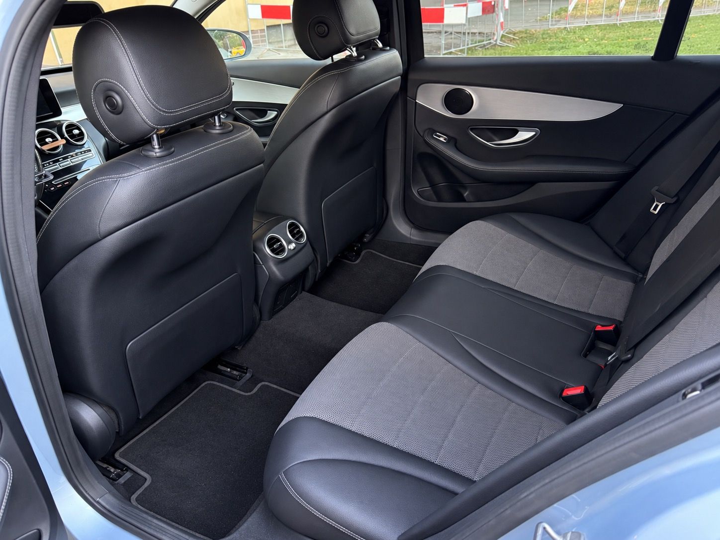 Mercedes-Benz Třídy C, C 250 d 4MATIC Avantgarde 204 - fotka 5