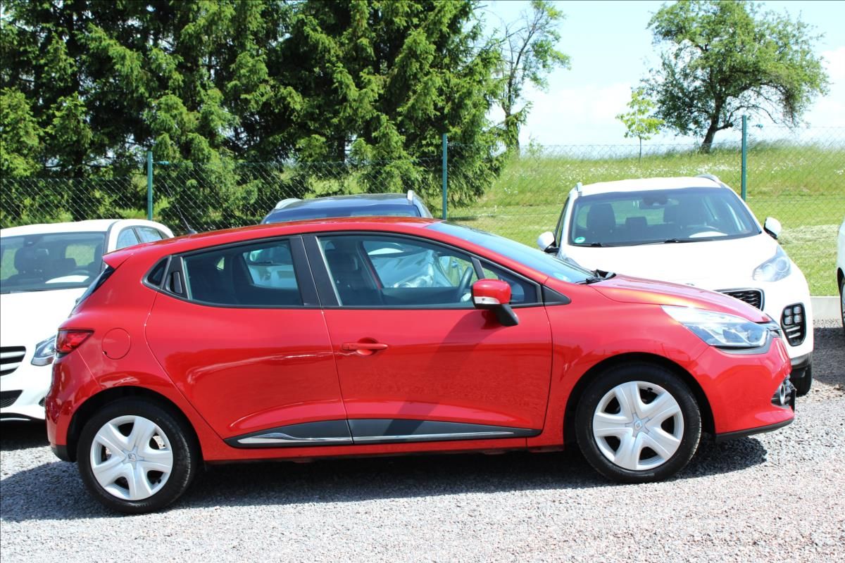 Renault Clio, 0,9 TCe 66kW serviska, 1.maj. - fotka 5