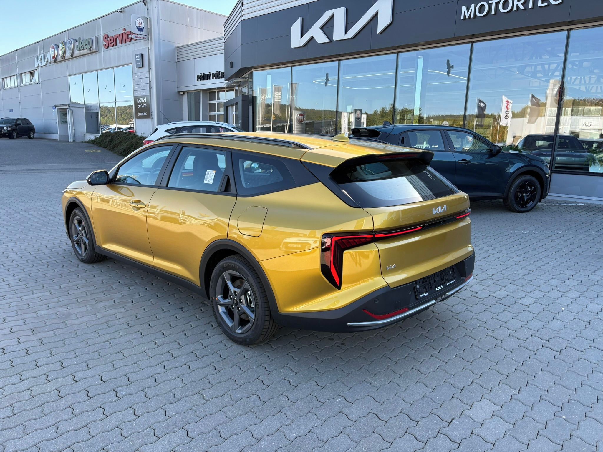 Kia K4, SW 1,6 T-GDi GPF 7DCT SPIN 110 - fotka 5