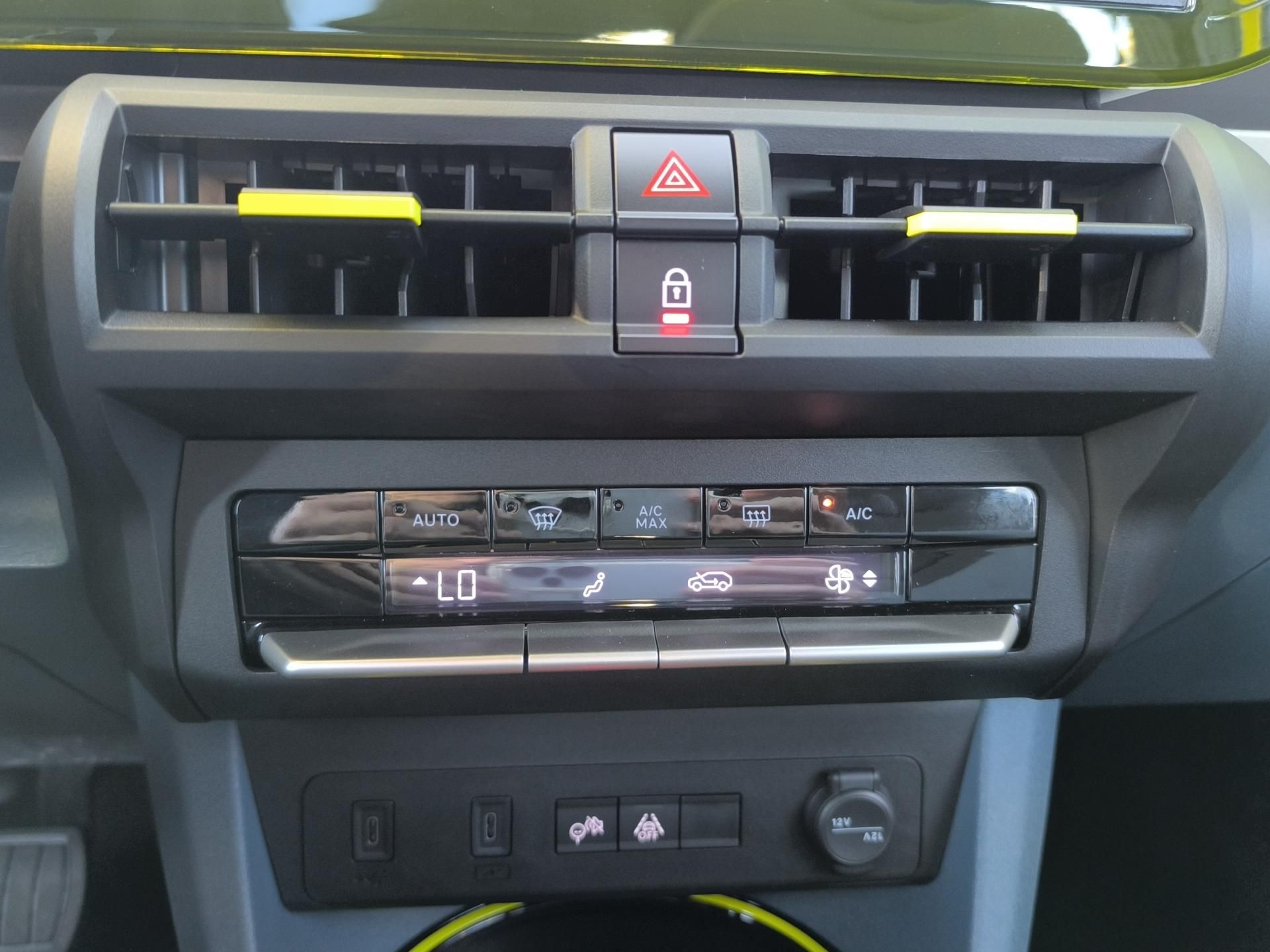 Fiat Grande Panda, ICON 1.2 MHEV AUT 110k - fotka 4