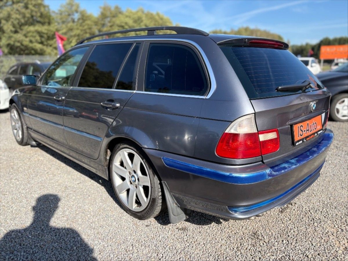 BMW Řada 3, 3,0 330XD COMBI  4x4 - fotka 4