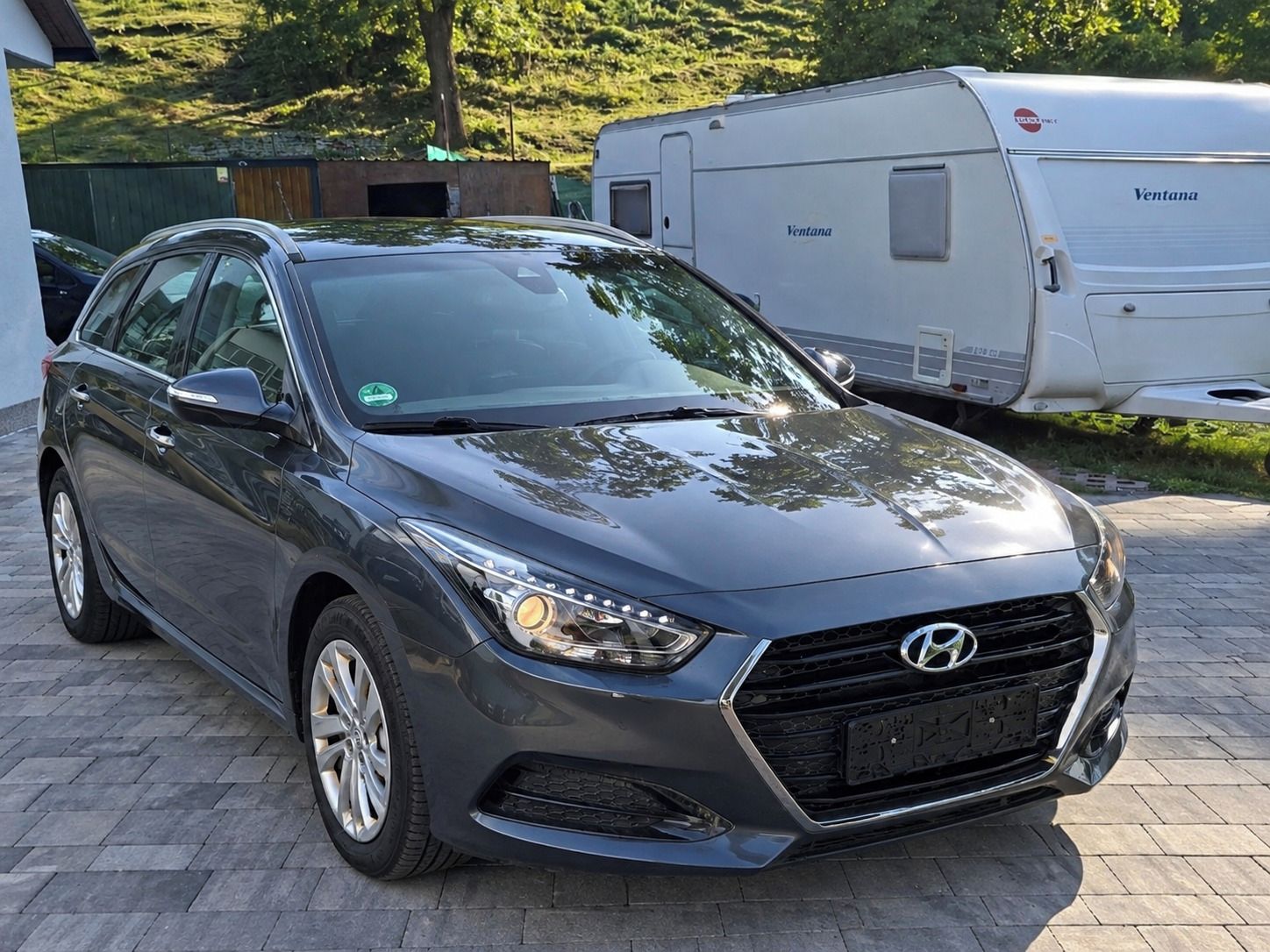 Hyundai i40, 1.6GDi 99kW 121tkm servis