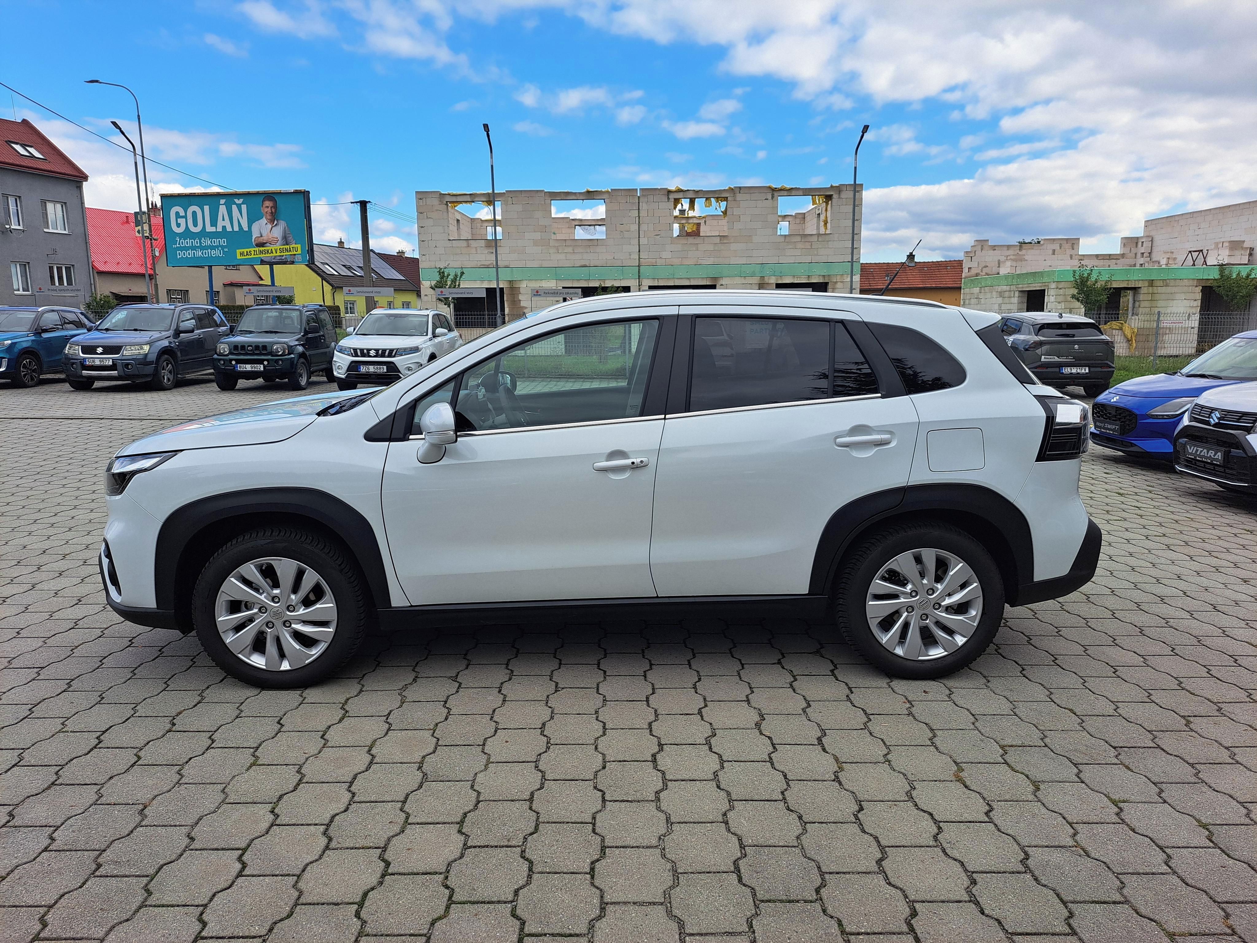 Suzuki S-Cross, 1,4 Premium AllGrip AT Hybrid - fotka 4