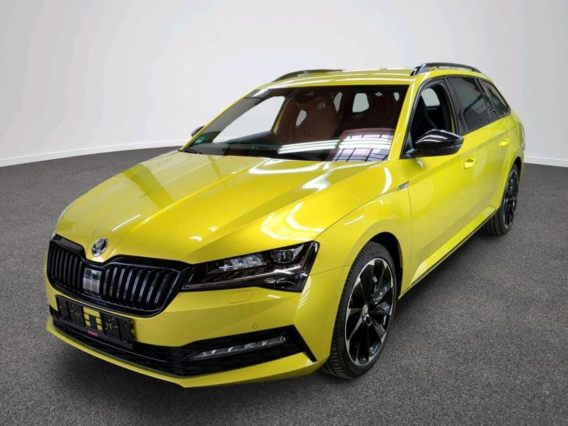 Škoda Superb, Combi Sportline 147kw DSG 4x4 - fotka 2