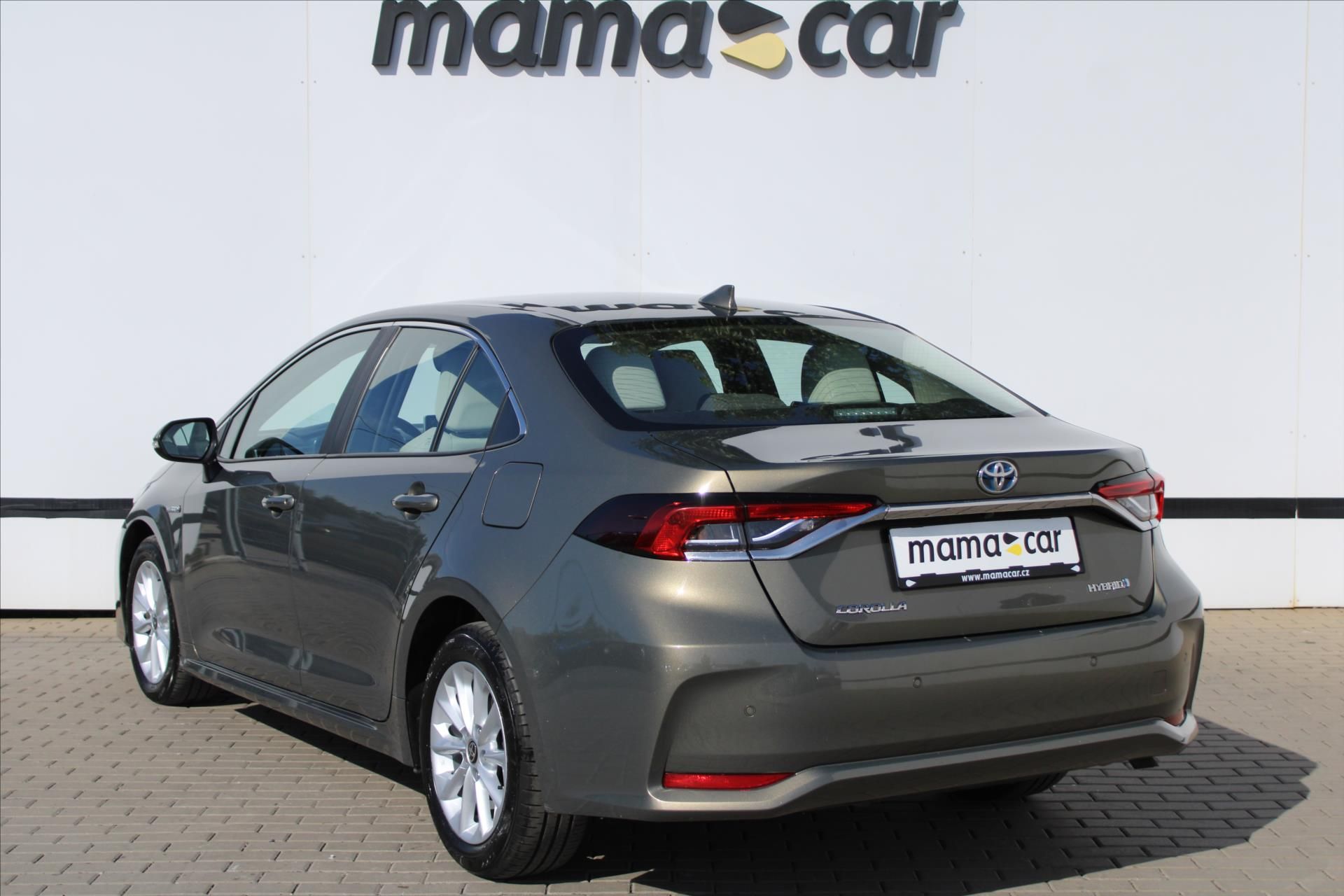 Toyota Corolla, 1.8HSD 72kW COMFORT 1MAJ. ČR - fotka 5