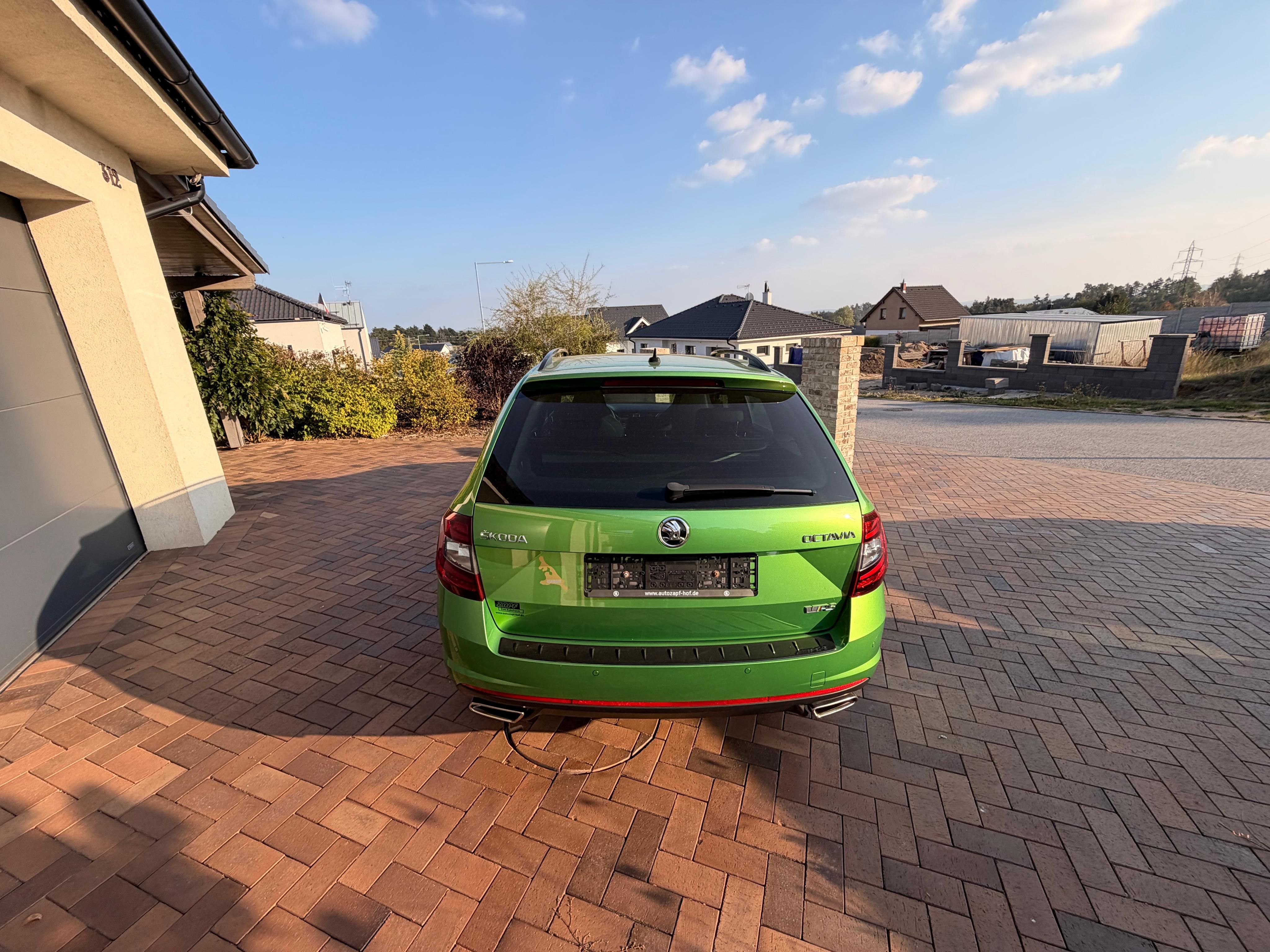 Škoda Octavia, RS 2.0Tsi 169Kw 1.majitel DSG - fotka 3