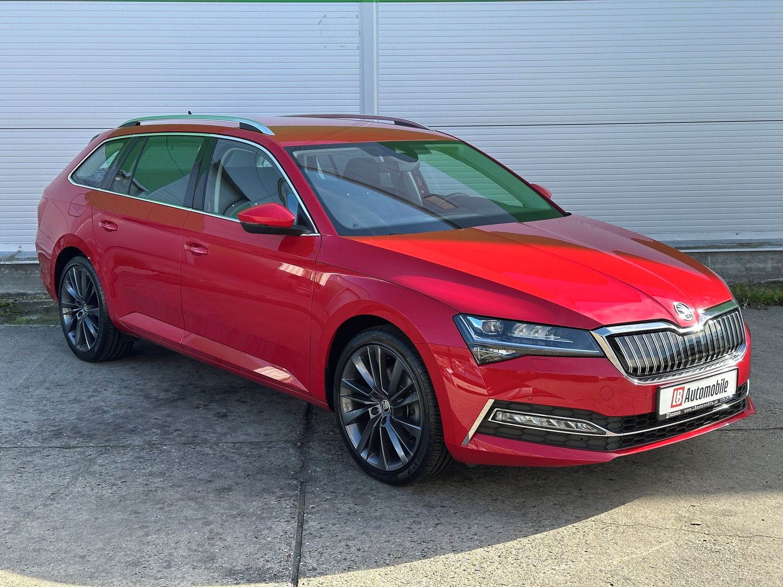 Škoda Superb, 1.4TSi iV 160kW DCC TAŽNÉ - fotka 3