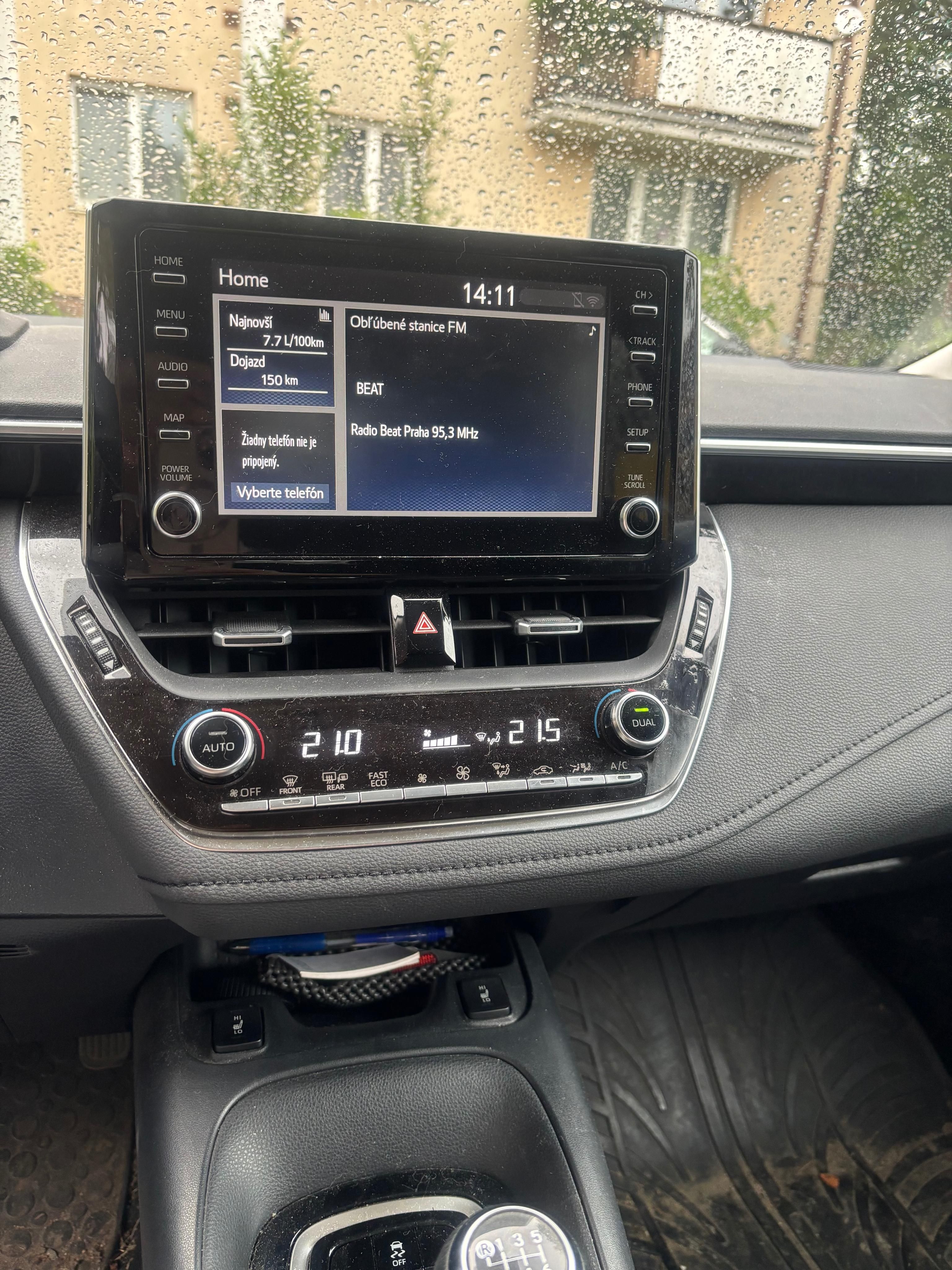 Toyota Corolla, 1,6 Valvematic, 1.majitel - fotka 4