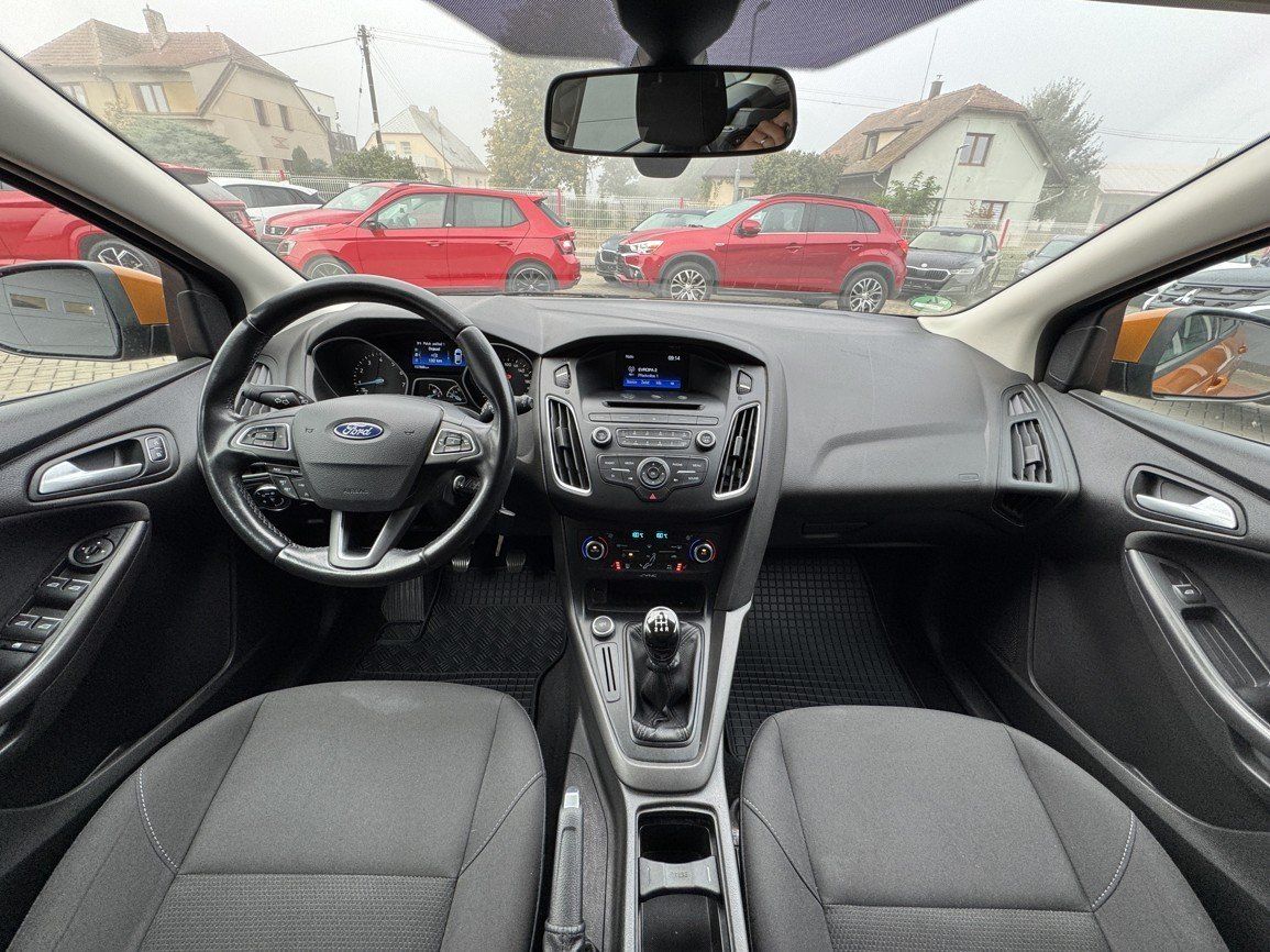 Ford Focus, 1.6Ti-VCT Digi Klima Tempomat - fotka 6